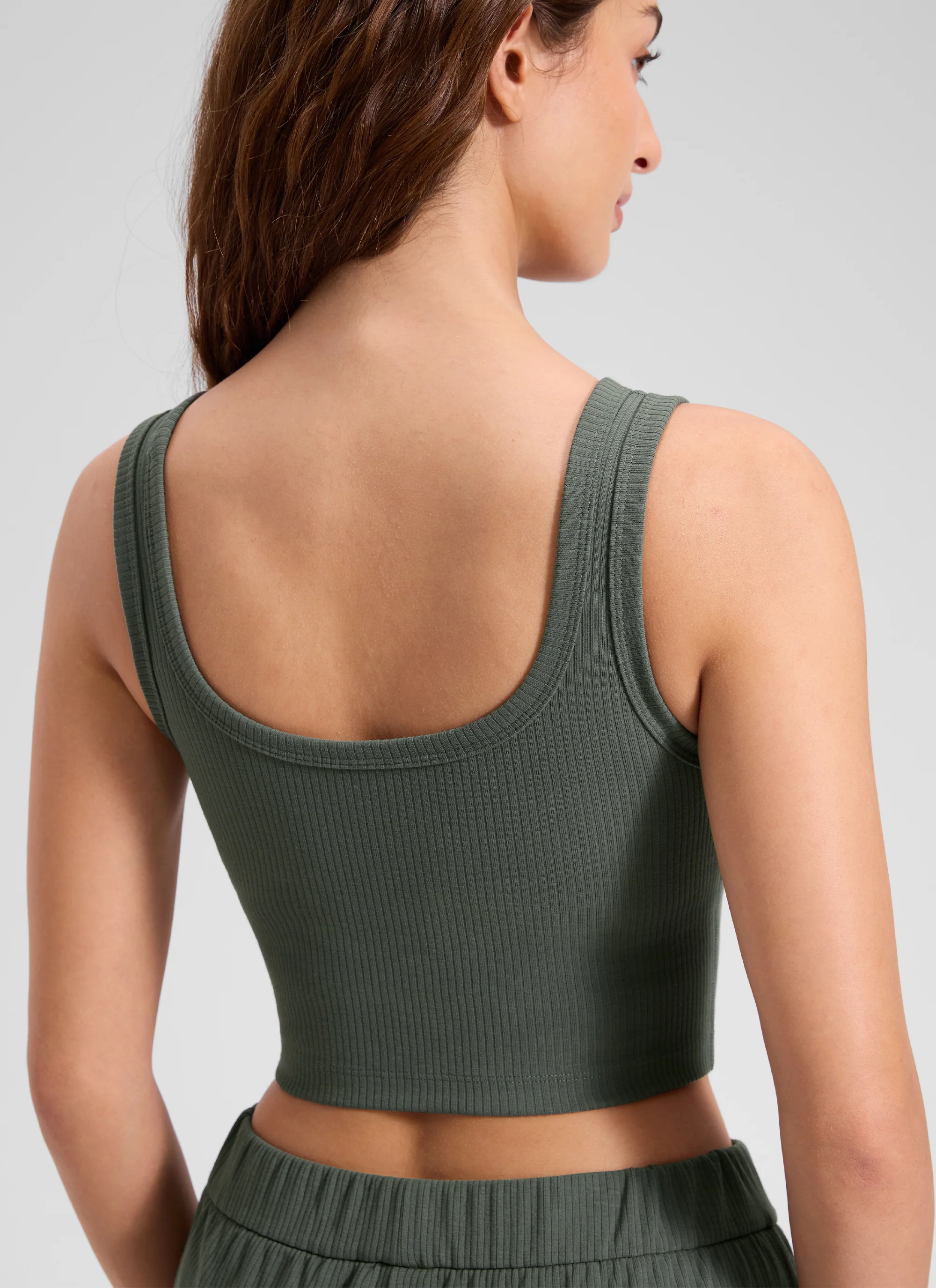 Ribbed U Neck Built in Bra Tank - Image 25