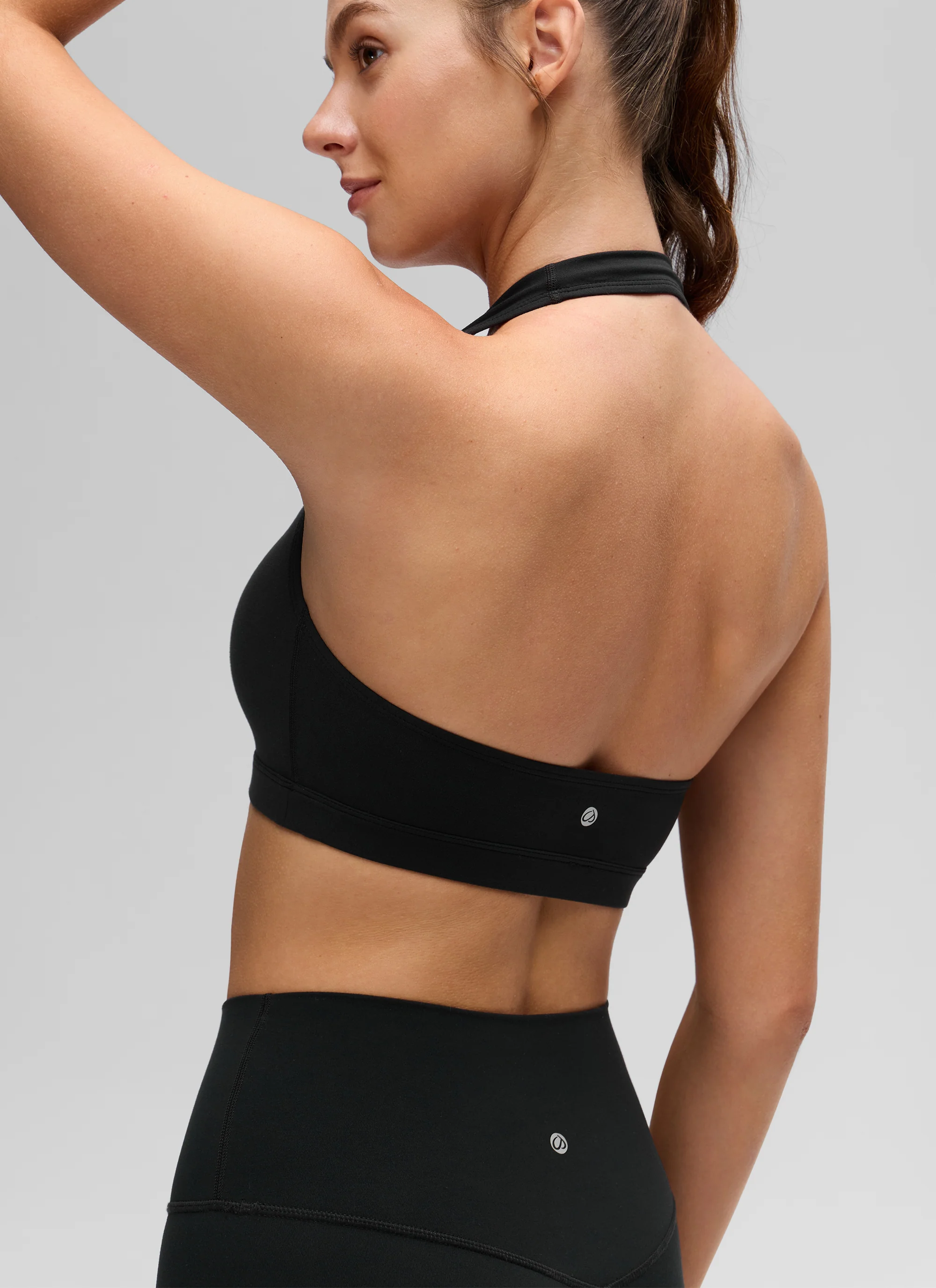 Butterluxe Scoop Neck Open Back Sports Bra - Image 9