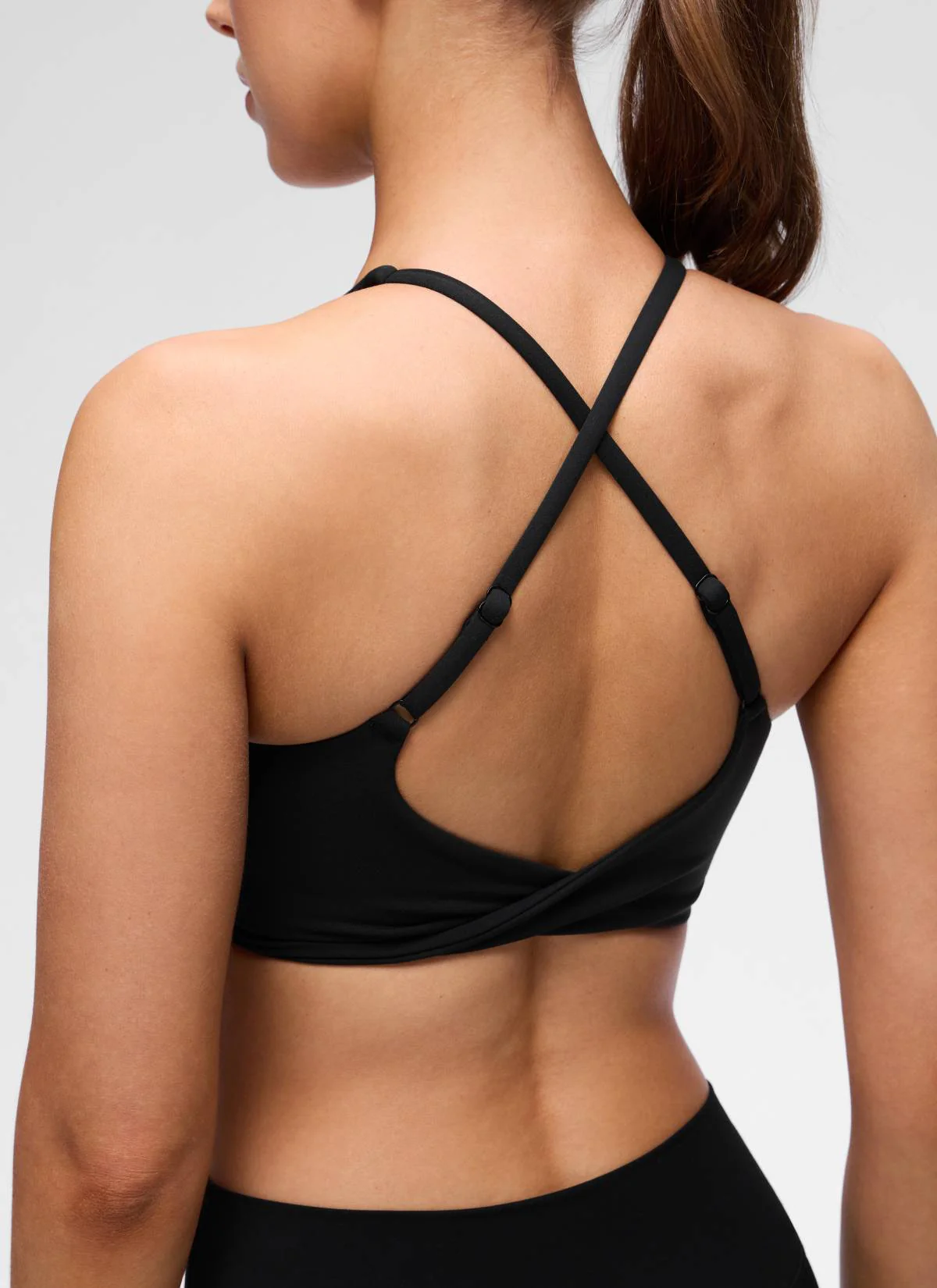 Butterluxe V Neck Twist Cross Back Sports Bra - Image 13