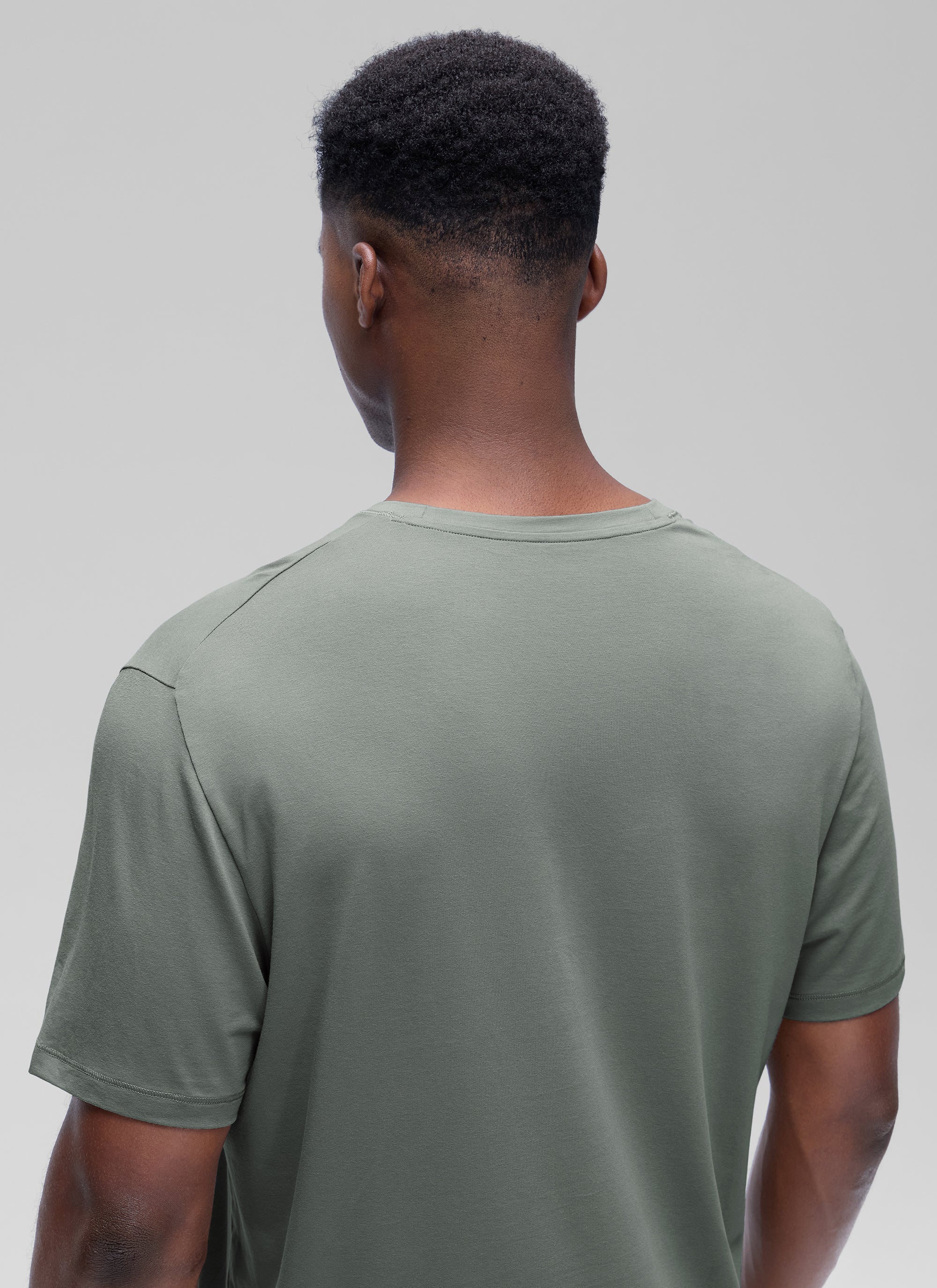 Poly Cotton-Blend Lightweight Short Sleeve - Image 17