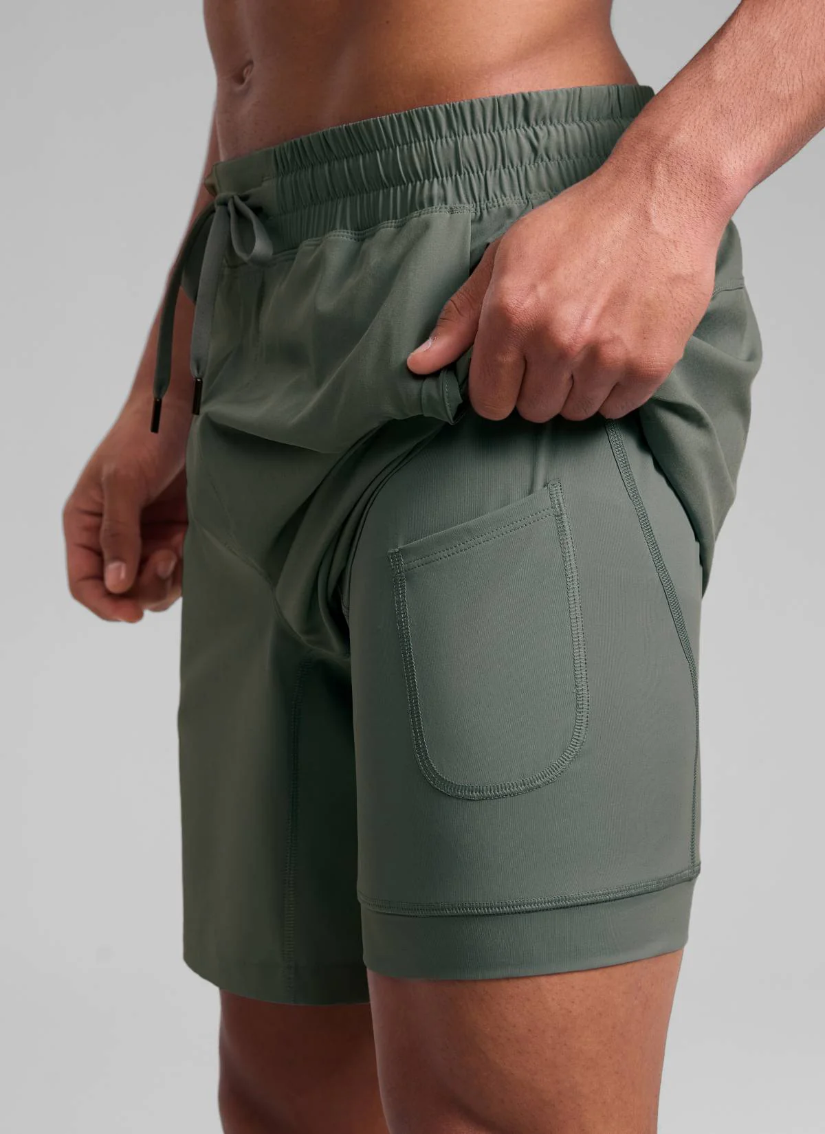 Feathery-Fit Athletic Shorts 7''- Lined - Image 4