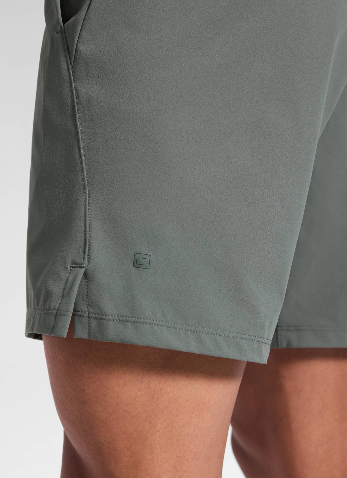 Motion Linerless Pocket Workout Shorts 7" - Image 15