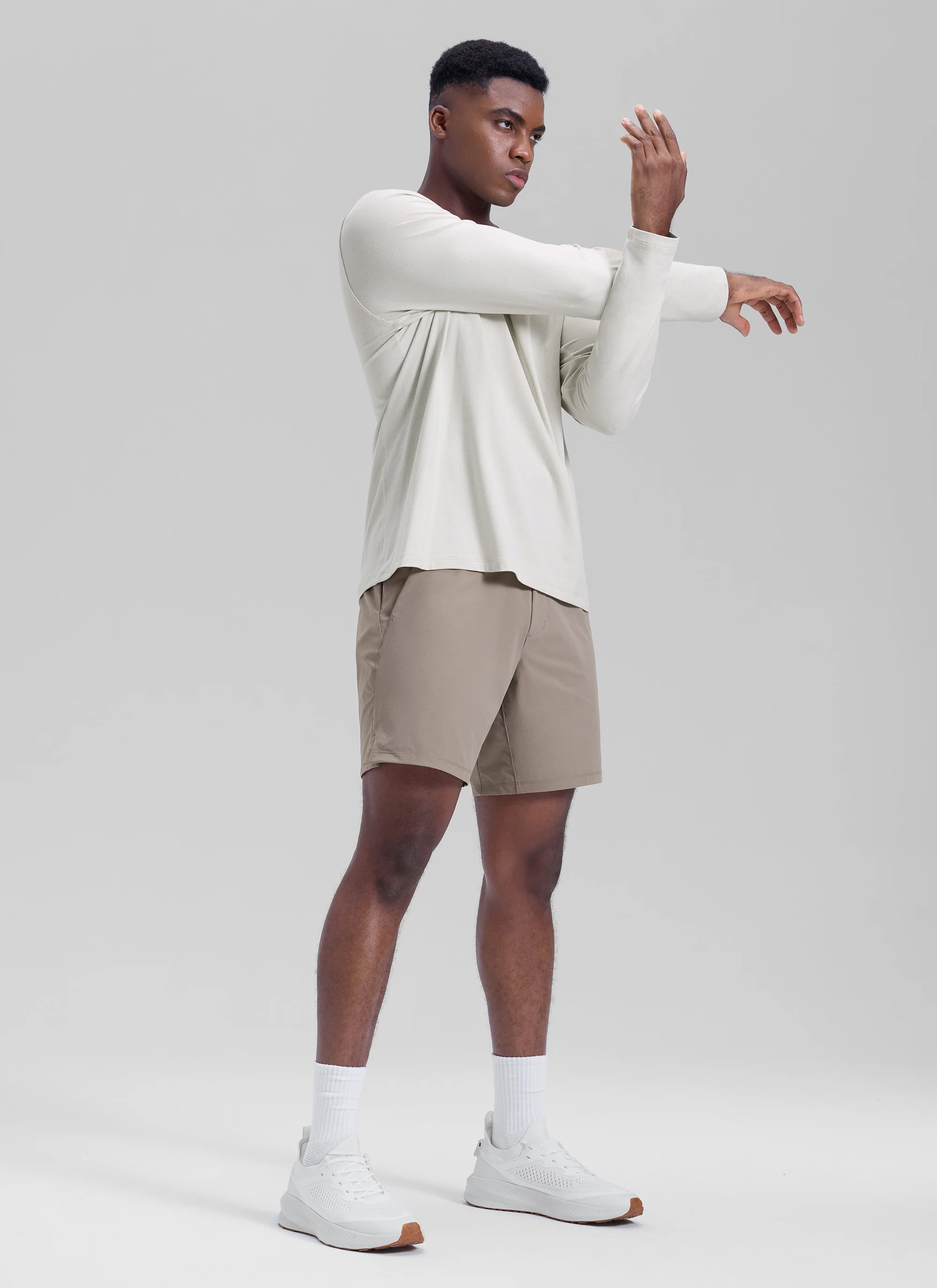 Motion Linerless Pocket Workout Shorts 7" - Image 3