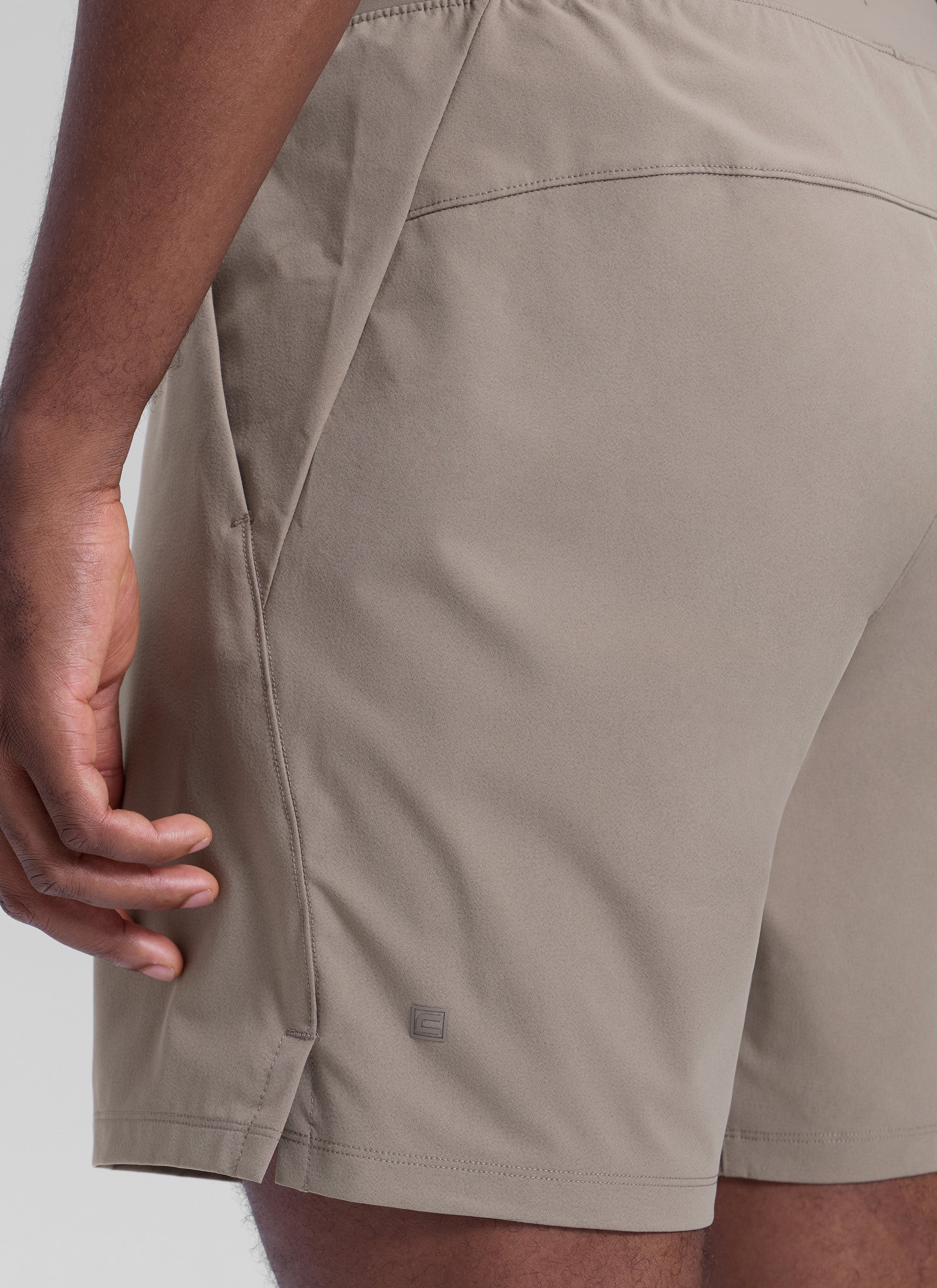 Motion Linerless Pocket Workout Shorts 7" - Image 5