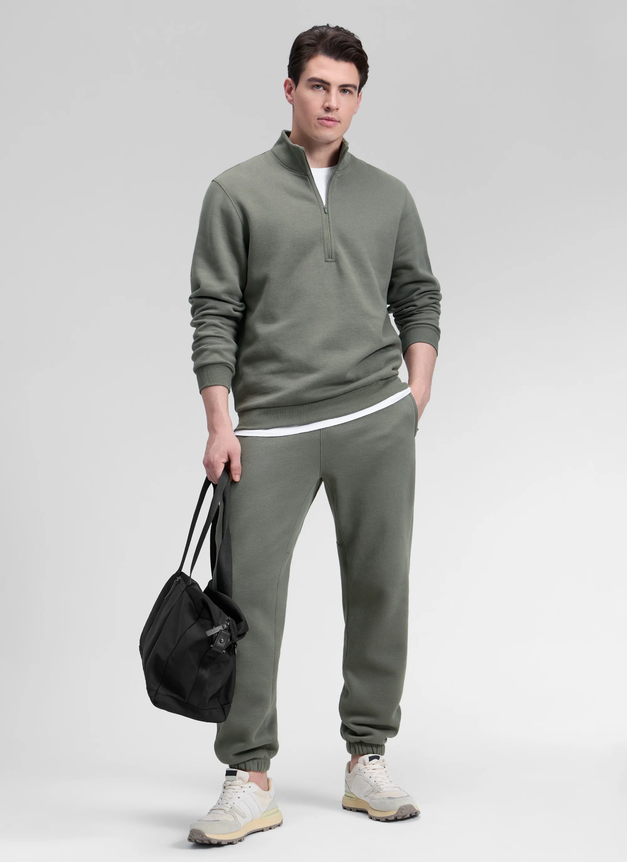 Fleece Lined Zipper Pocket Sweatpant 30" - Image 24