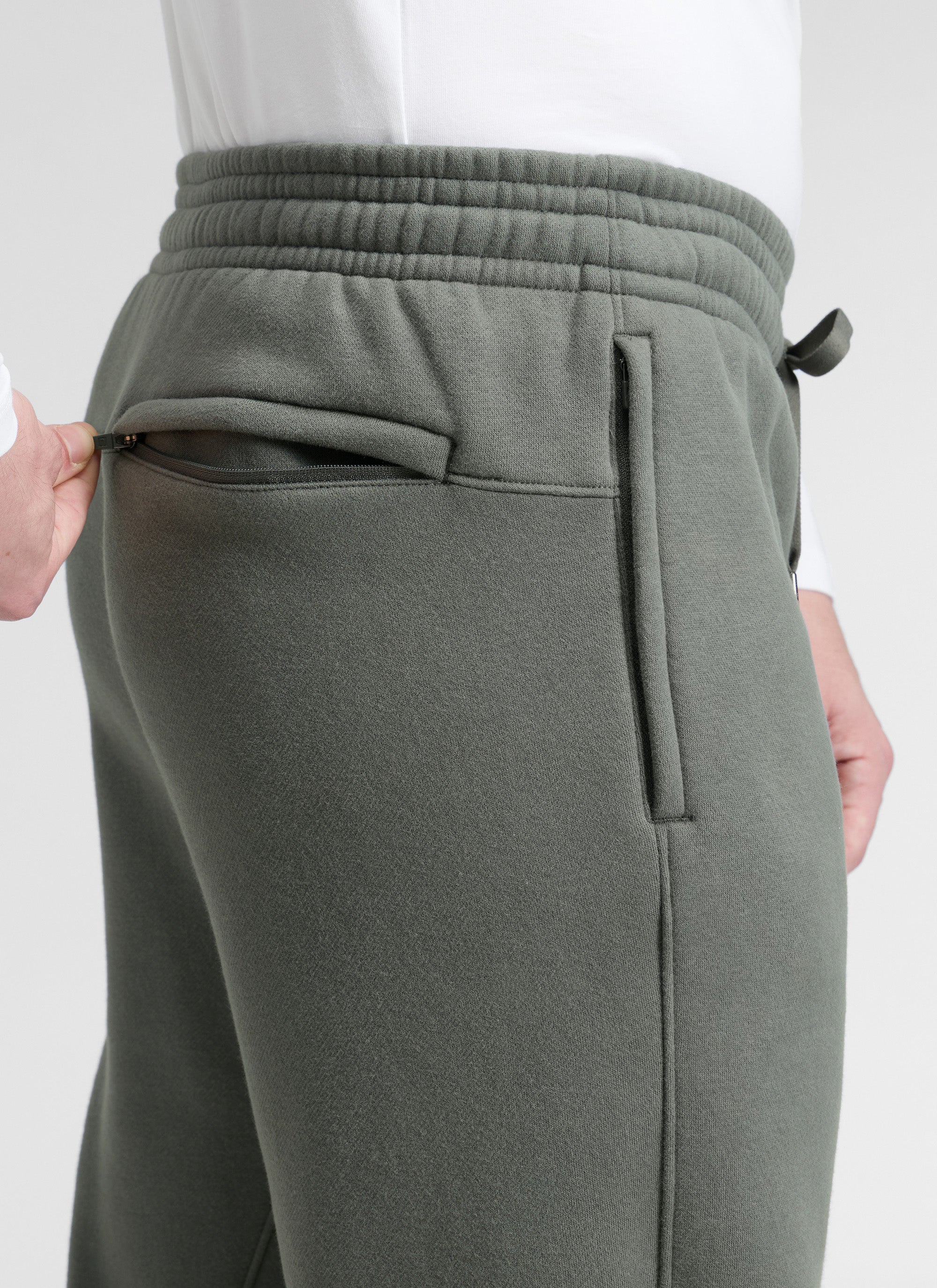 Fleece Lined Zipper Pocket Sweatpant 30" - Image 26