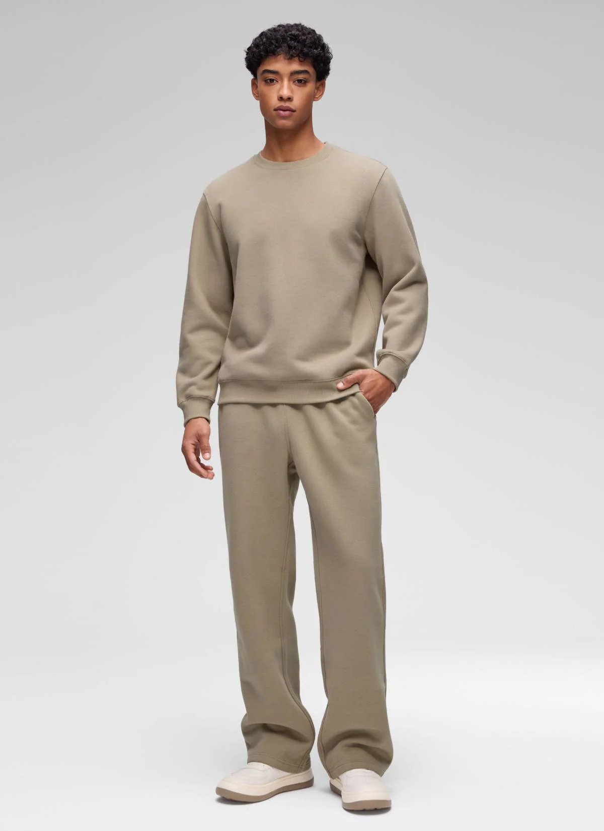 Fleece Lined Pullover Sweatshirt - Image 31
