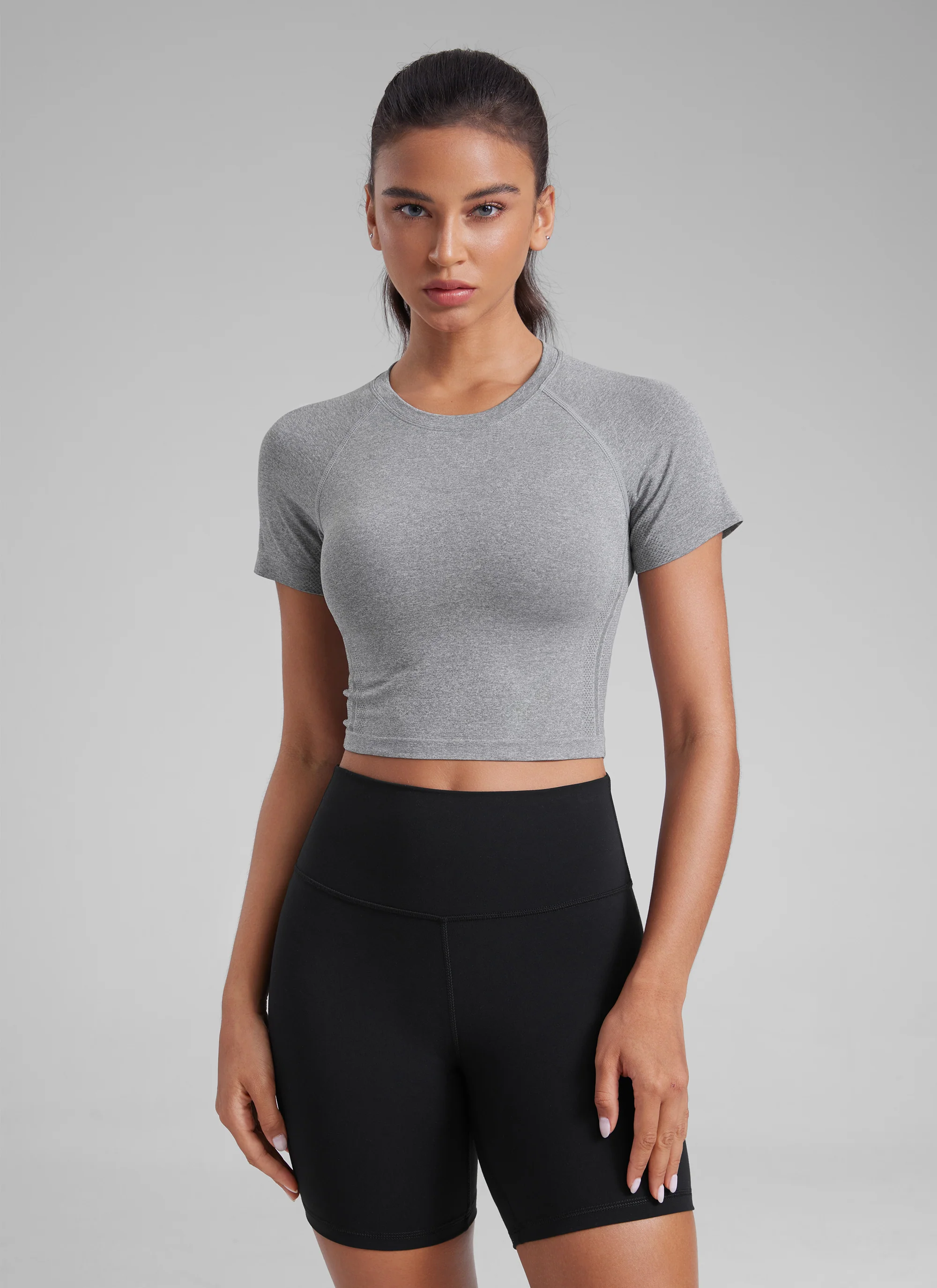Seamless Crew Neck Cropped Short Sleeve - Image 24