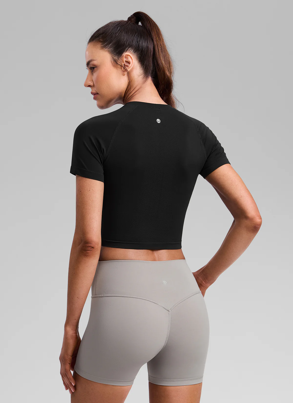Seamless Crew Neck Cropped Short Sleeve - Image 8