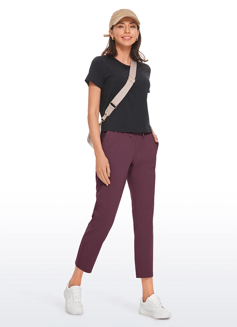 On the Travel Pocket Pant 25'' - Image 12