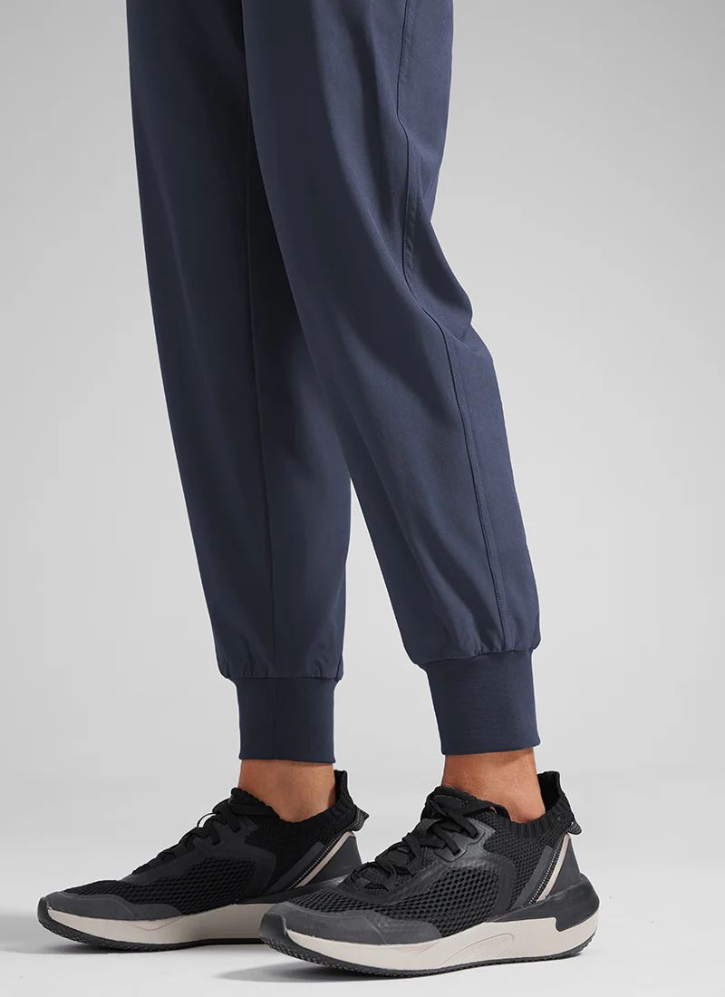 Feathery-Fit Drawstring Pocket Jogger 28'' - Image 18
