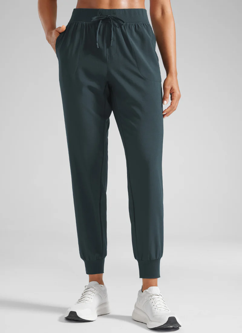 Feathery-Fit Drawstring Pocket Jogger 28'' - Image 21