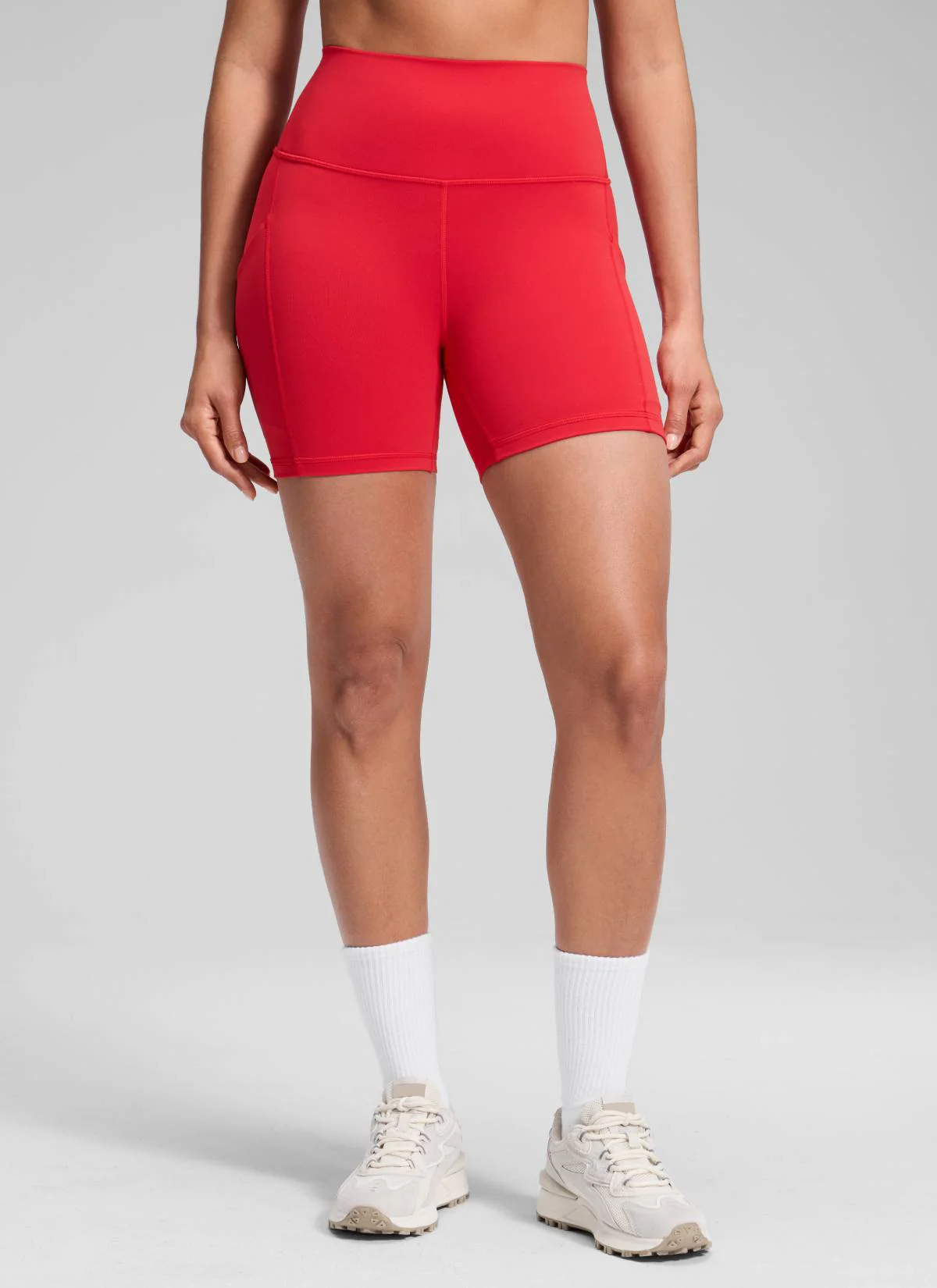 Butterluxe Pocket Yoga Shorts 5'' - Image 7
