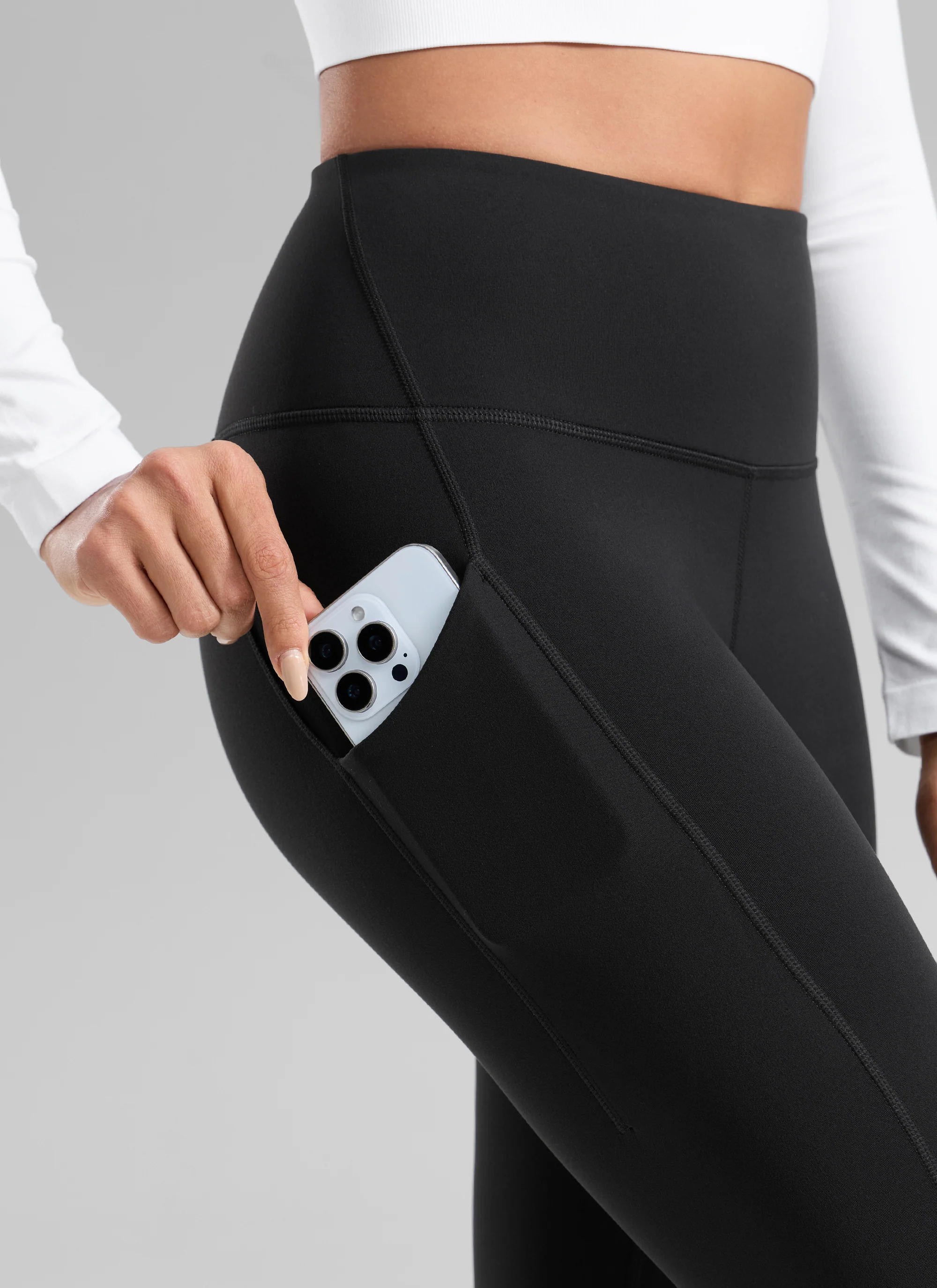 Water Resistant Fleece Lined Pocket Legging 28" - Image 4