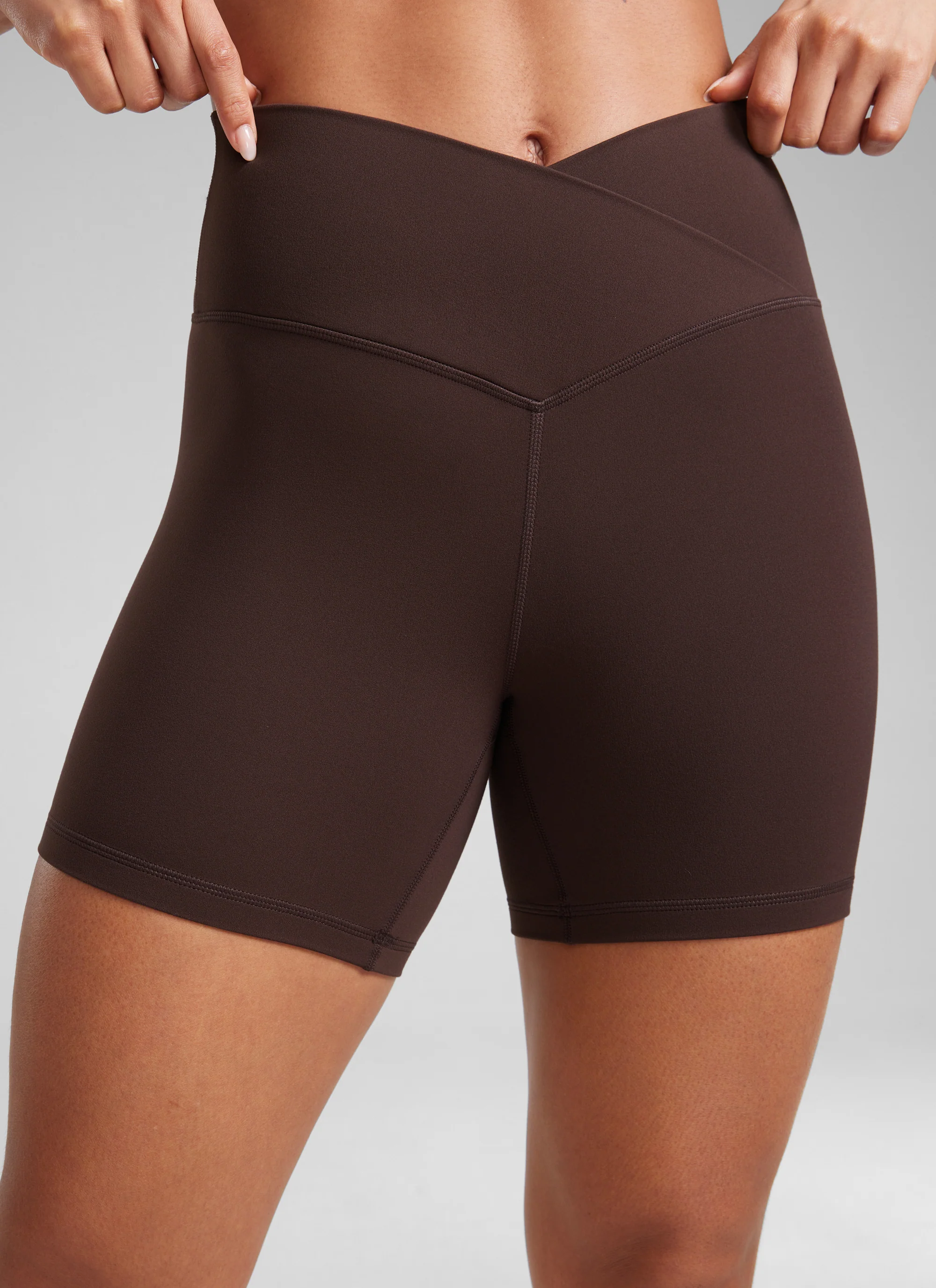 Butterluxe V Cross Waist Shorts 5" - Image 3