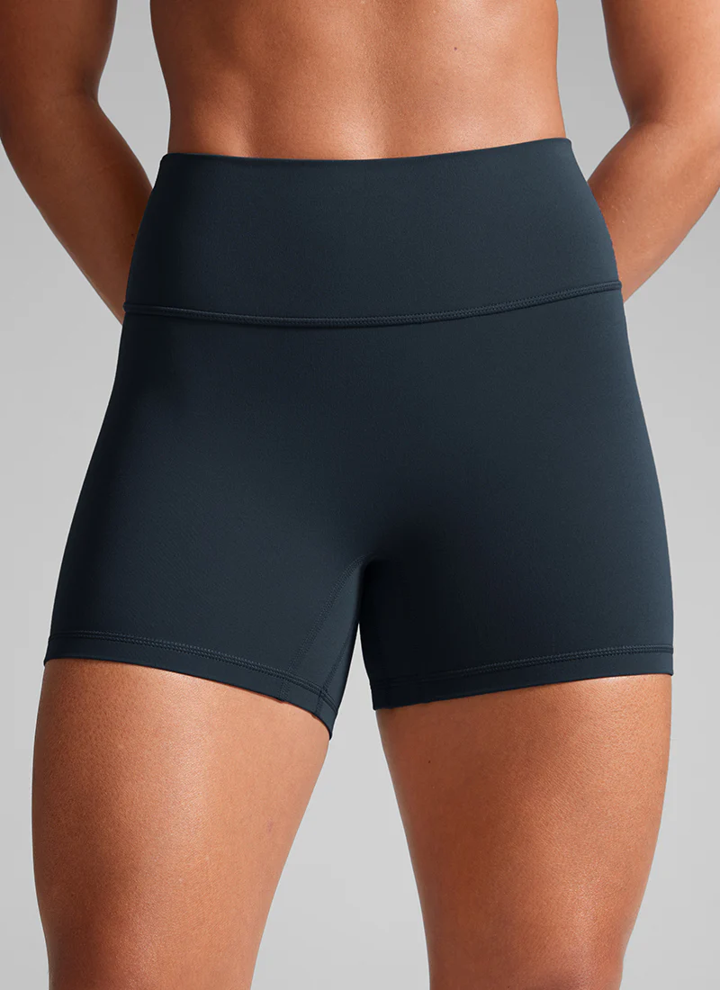 Secretsculpt™ No Front Seam Shorts 4'' - Image 16
