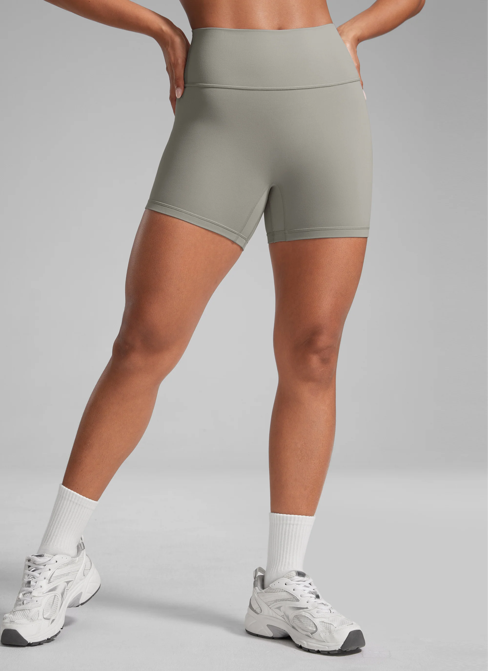 Secretsculpt™ No Front Seam Shorts 4'' - Image 19