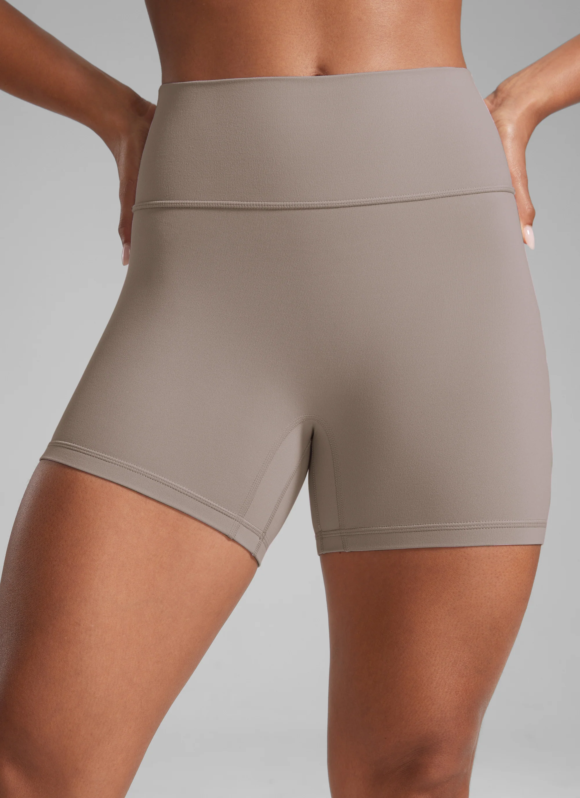 Secretsculpt™ No Front Seam Shorts 4'' - Image 28