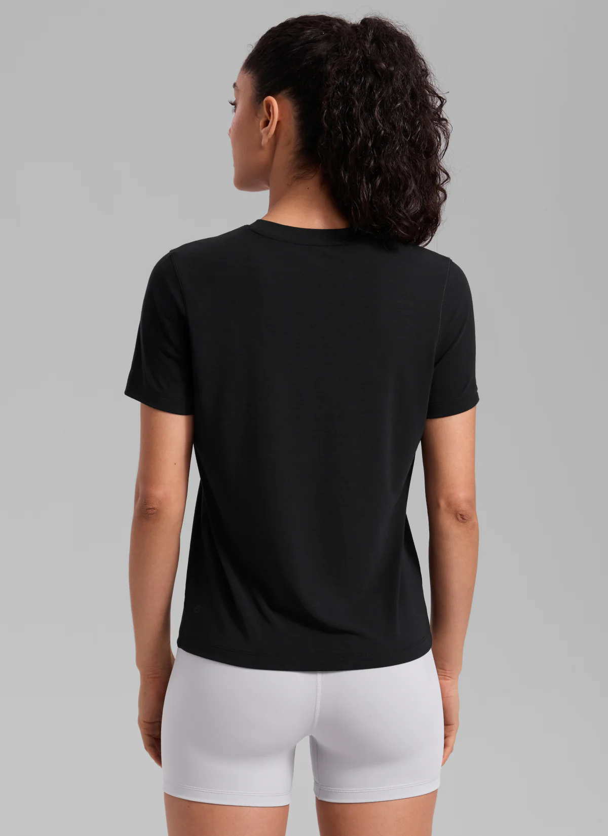 Quick Dry Crewneck Hip Length Short Sleeve - Image 10