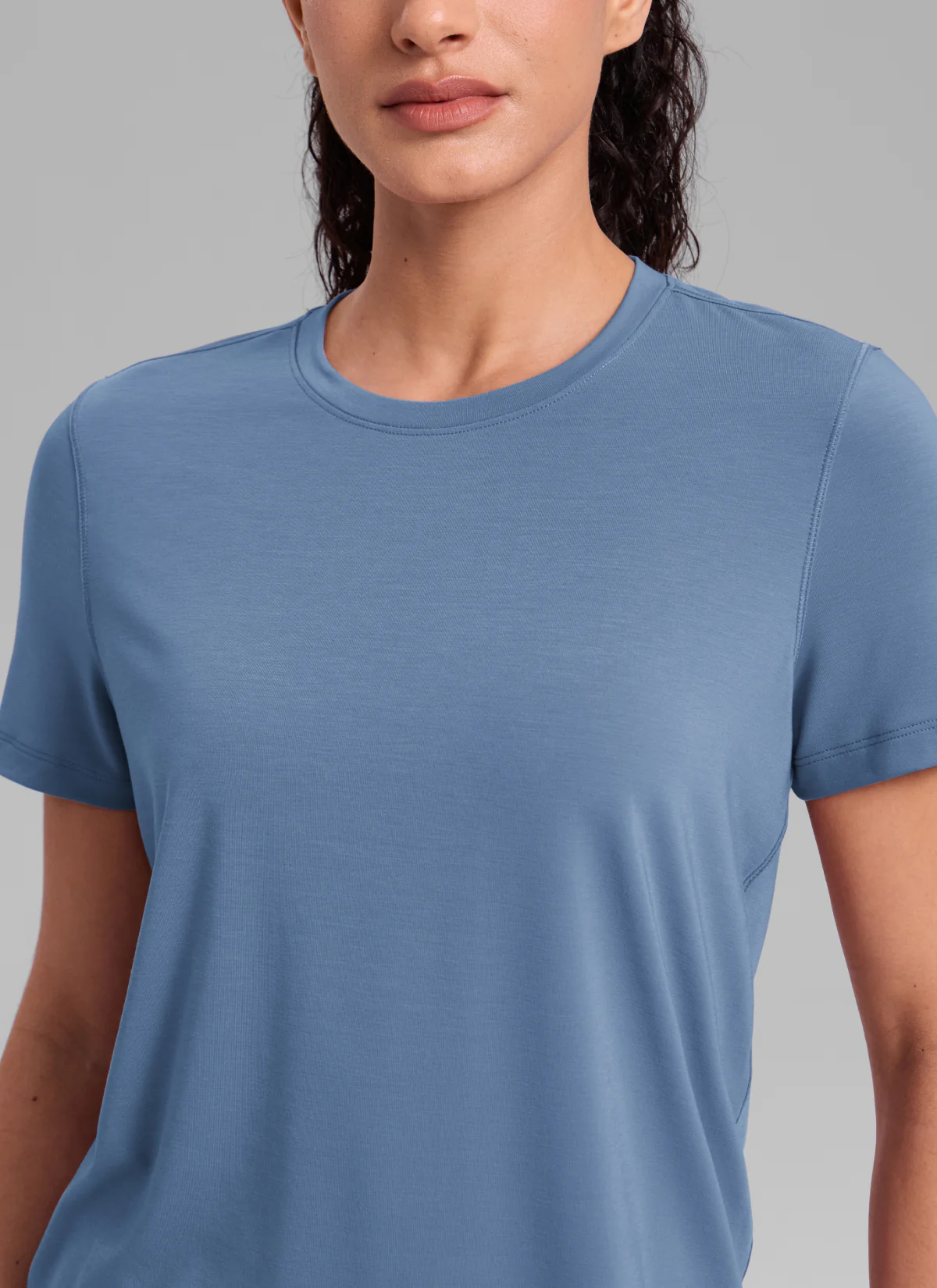 Quick Dry Crewneck Hip Length Short Sleeve - Image 16