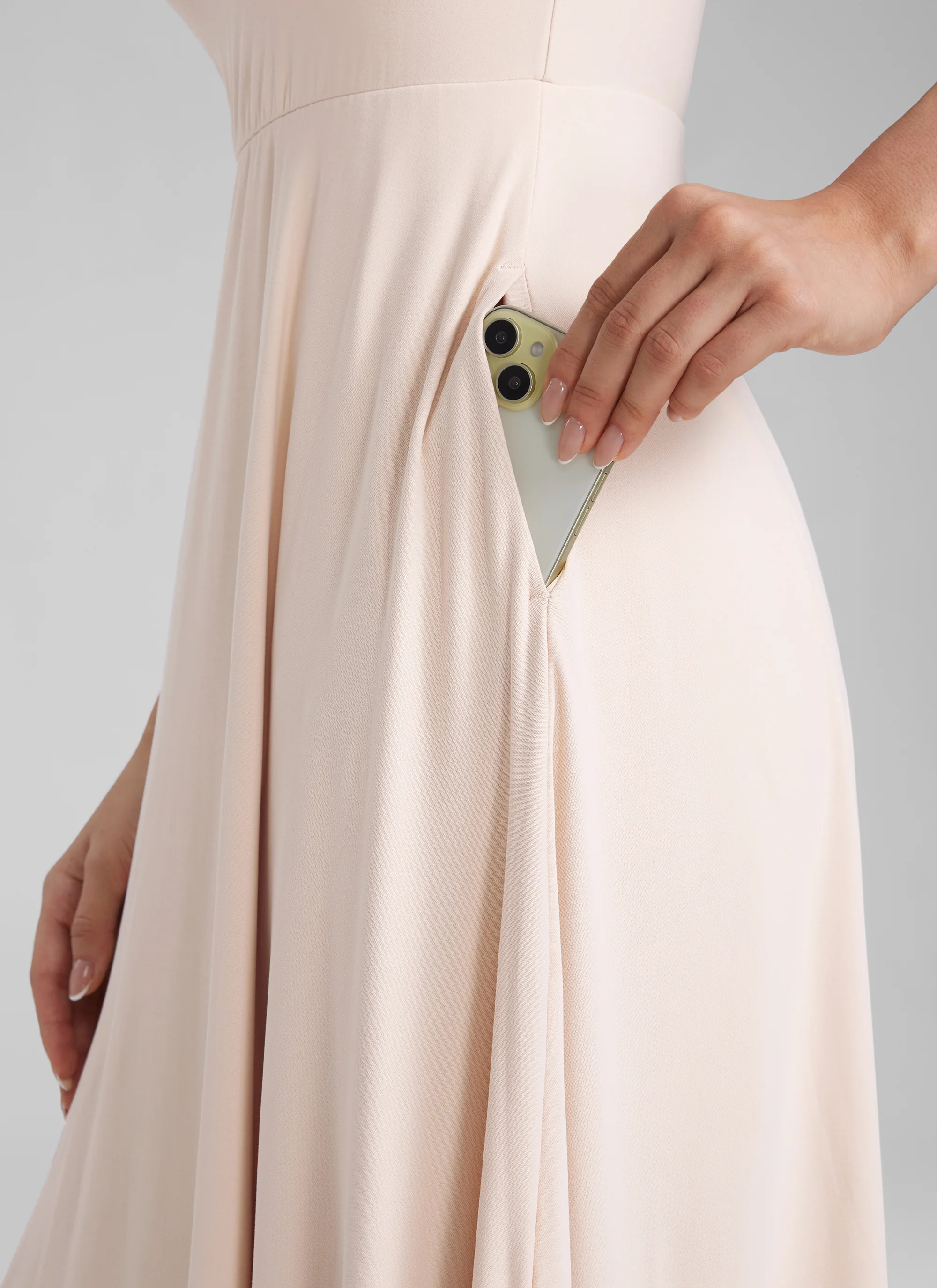 Cloudweight Double Lined Pocket Midi Dress - Image 11