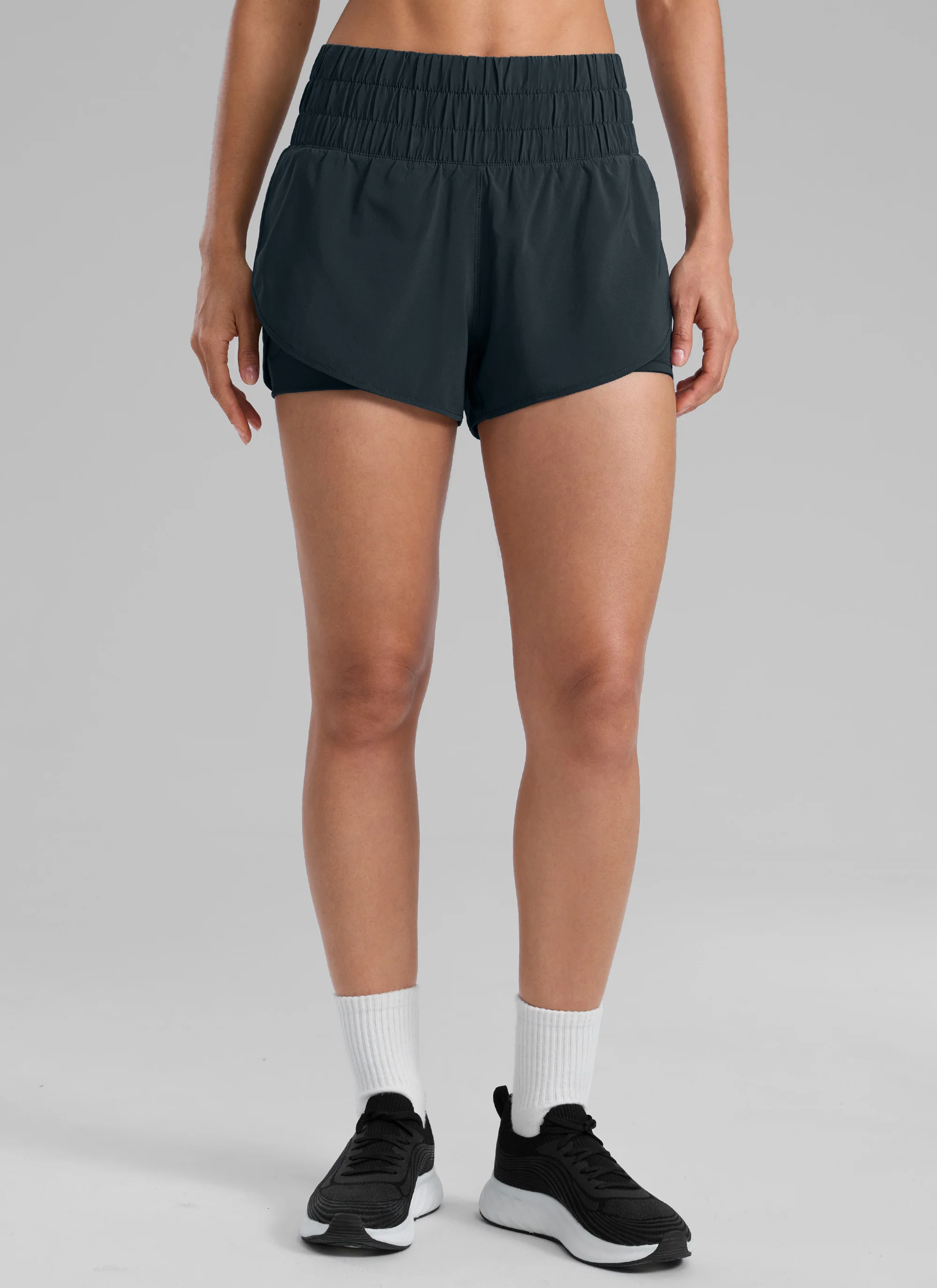 Feathery-Fit Soft  2 in 1 High Rise Shorts 3'' - Image 5