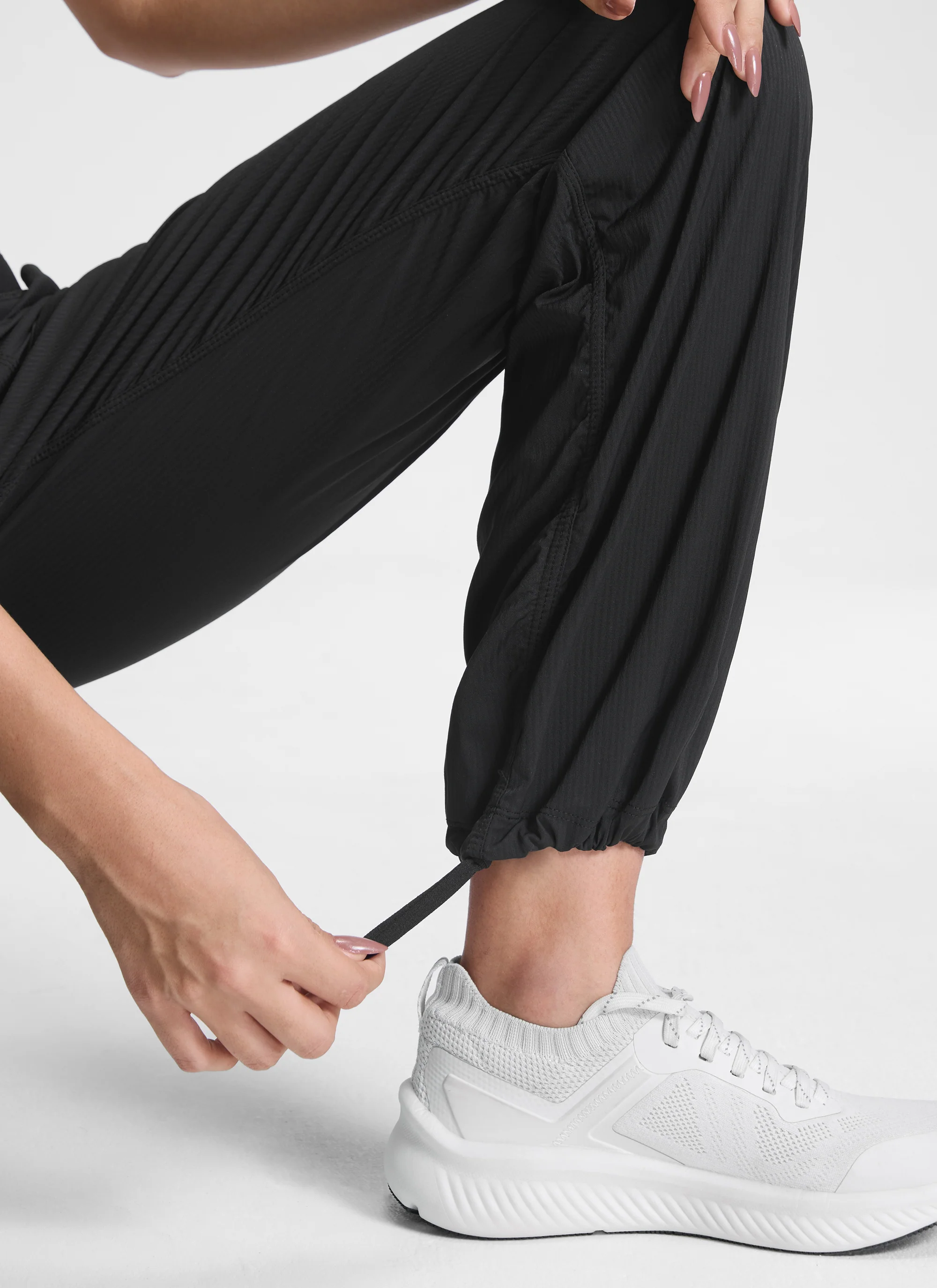 Lightweight Straight Leg Pocket Pant 30" - Image 12