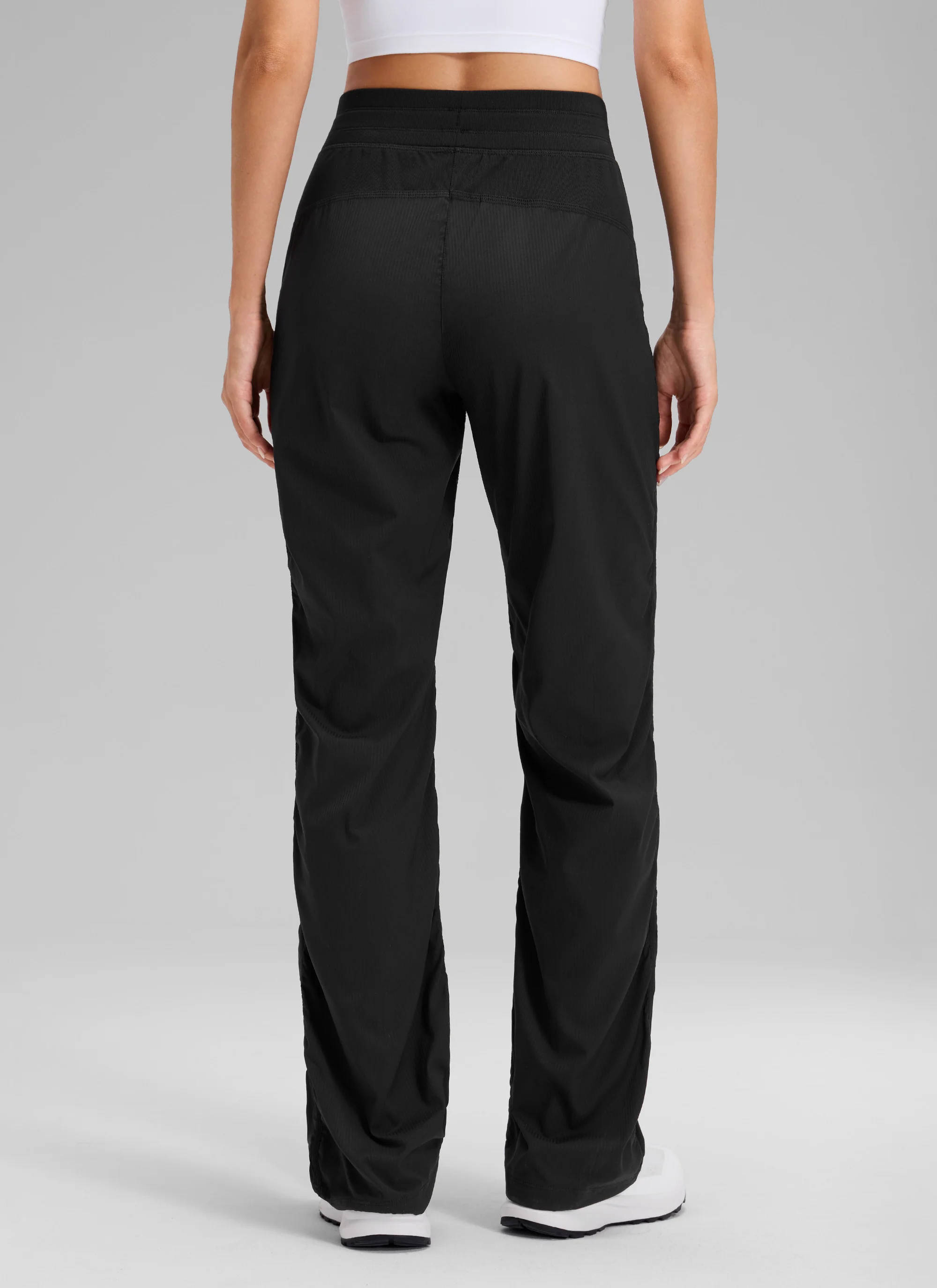Lightweight Straight Leg Pocket Pant 32" - Image 6