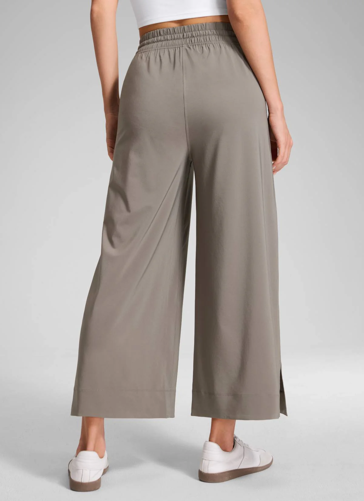 Feathery-Fit Soft Pocket High Rise Pant 25'' - Image 22