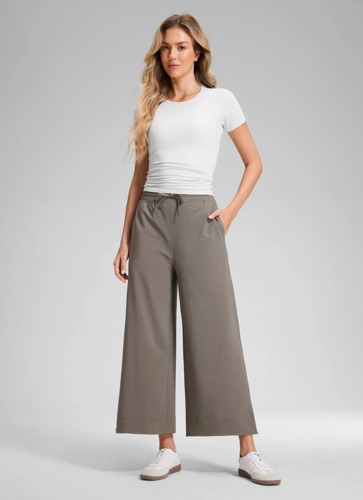 Feathery-Fit Soft Pocket High Rise Pant 25'' - Image 23