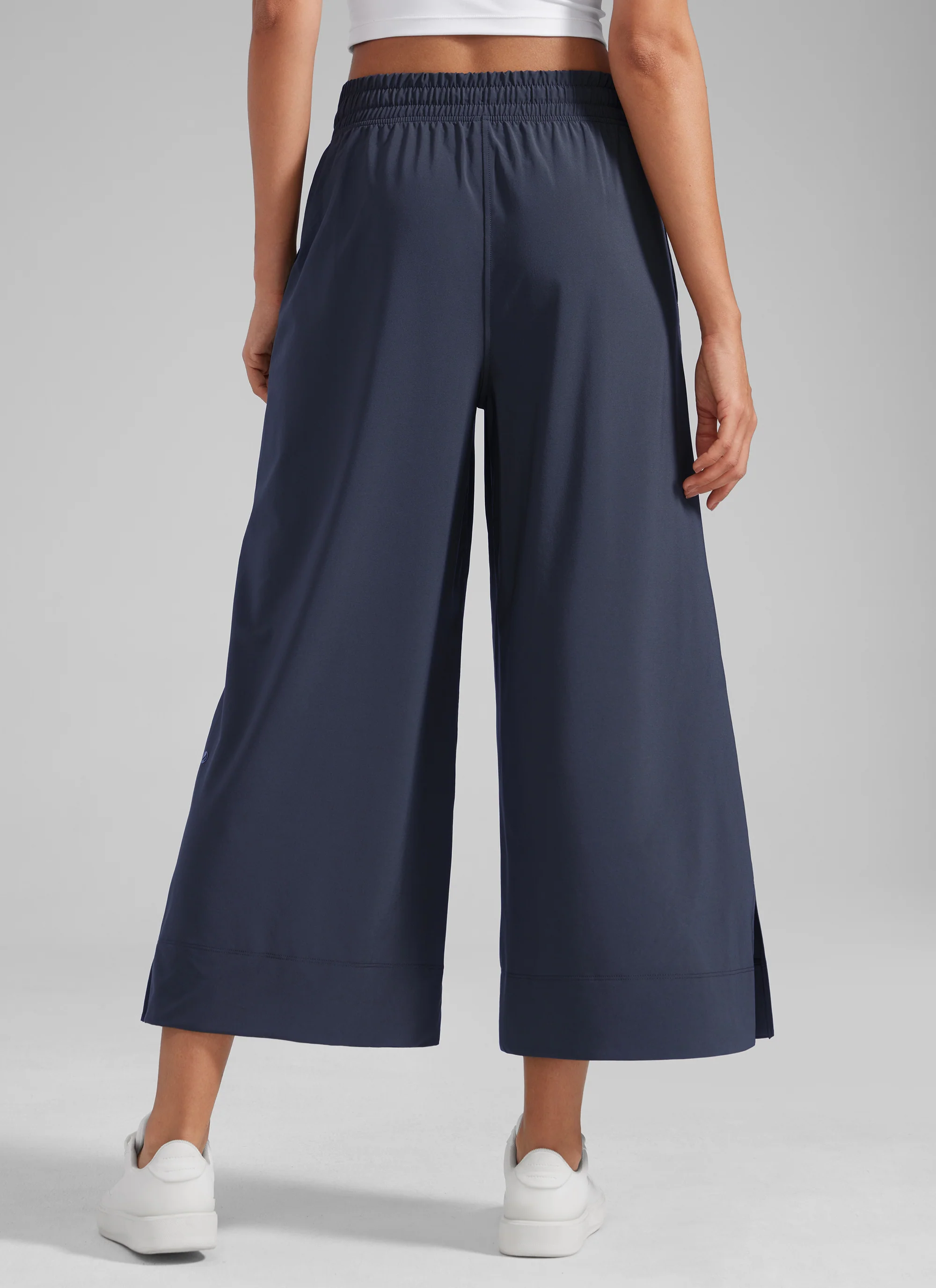 Feathery-Fit Soft Pocket High Rise Pant 25'' - Image 26