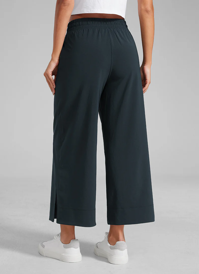 Feathery-Fit Soft Pocket High Rise Pant 25'' - Image 9