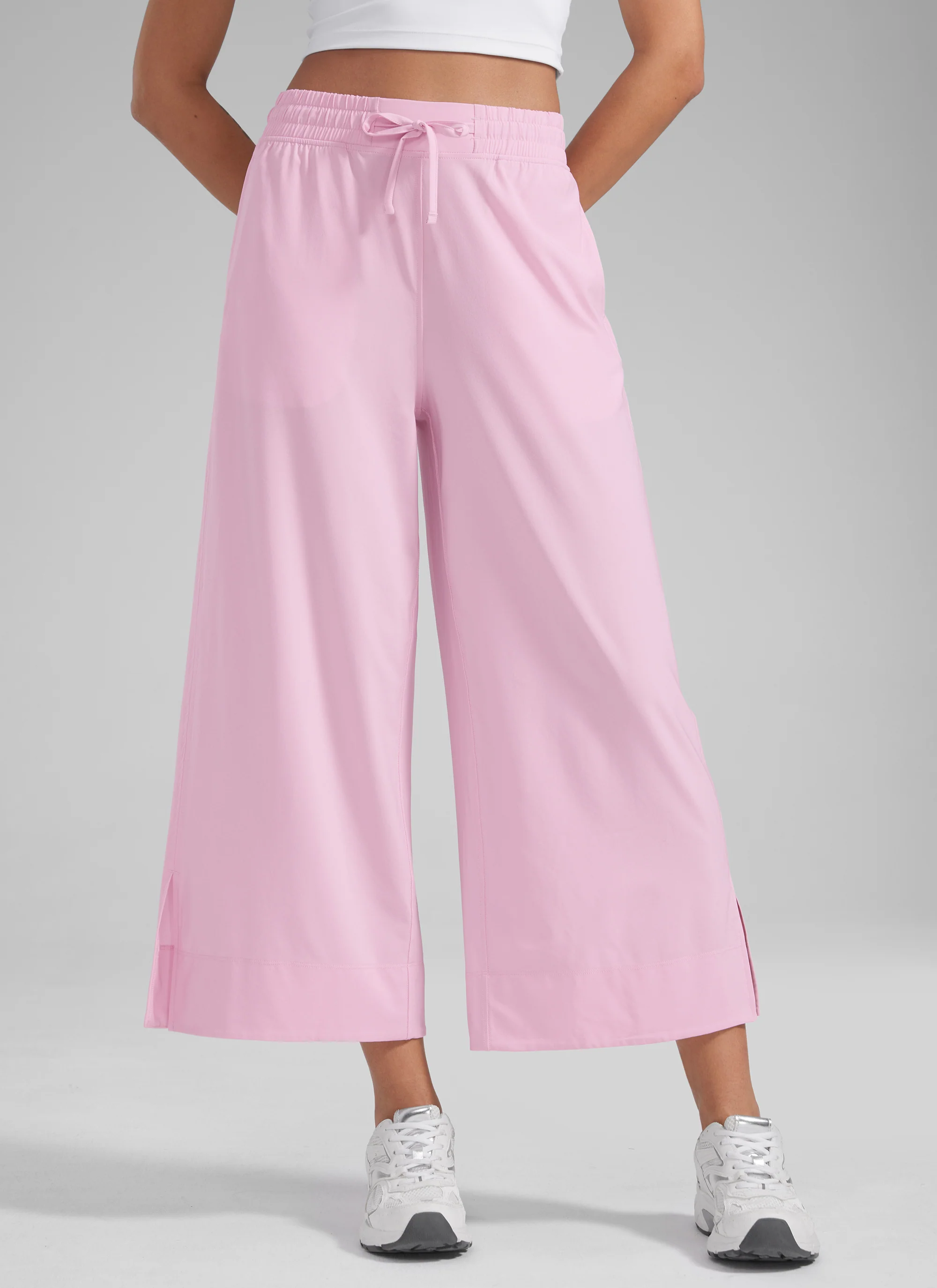 Feathery-Fit Soft Pocket High Rise Pant 25'' - Image 5
