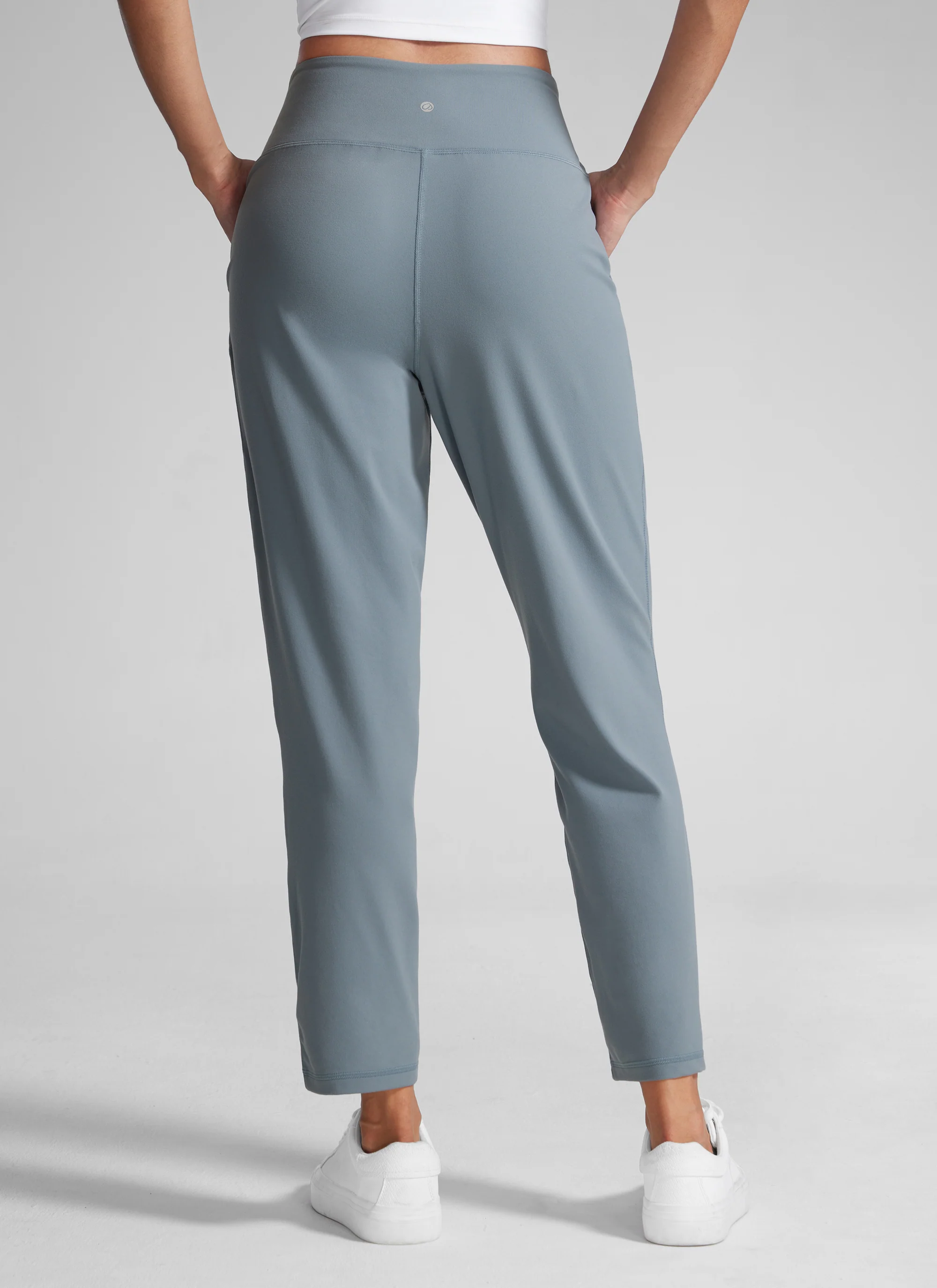 Butterlift® Front Pleated Pocket Pant 27'' - Image 6
