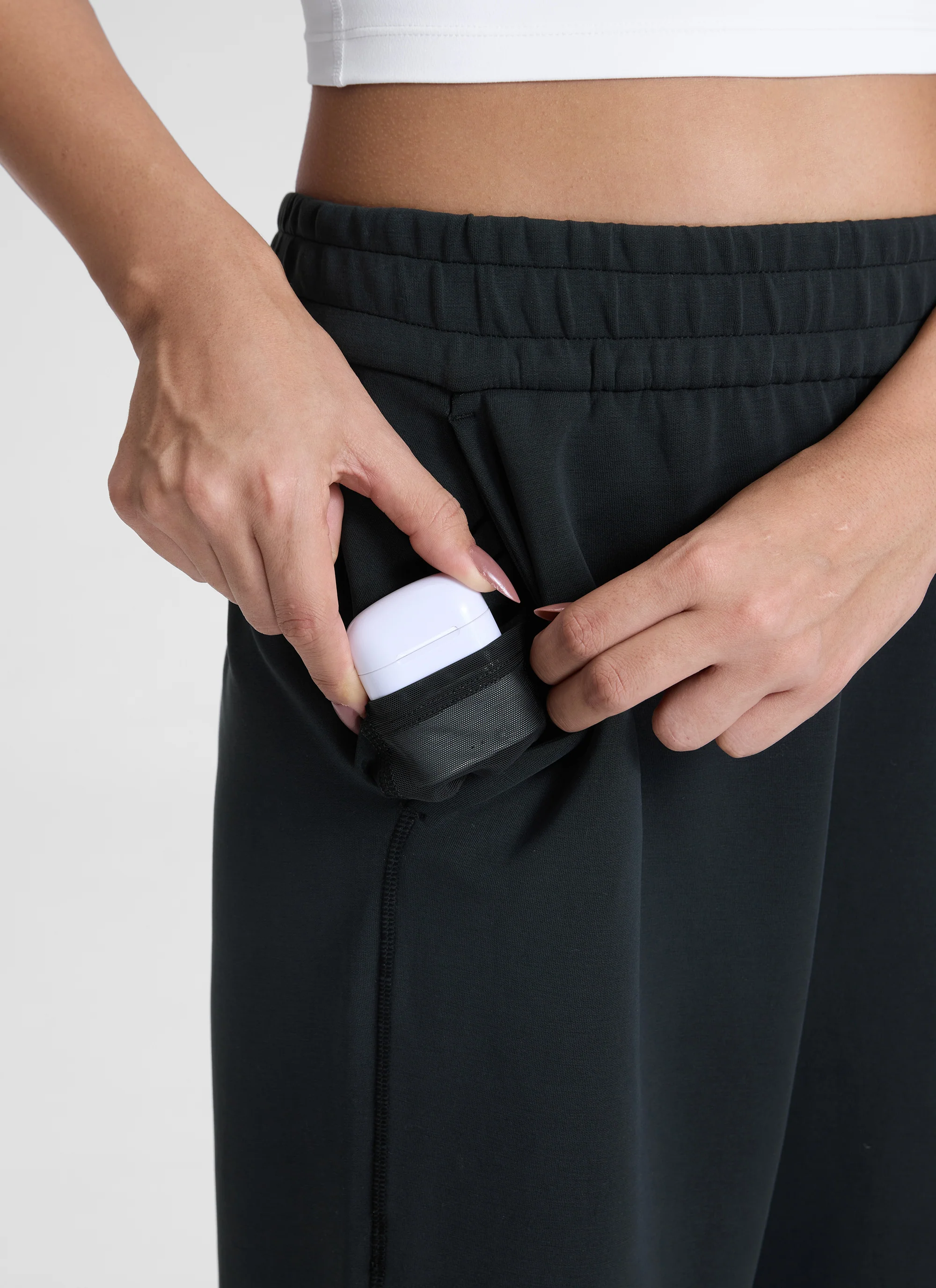 SoftAura High Rise Sweatpant 31'' - Image 15