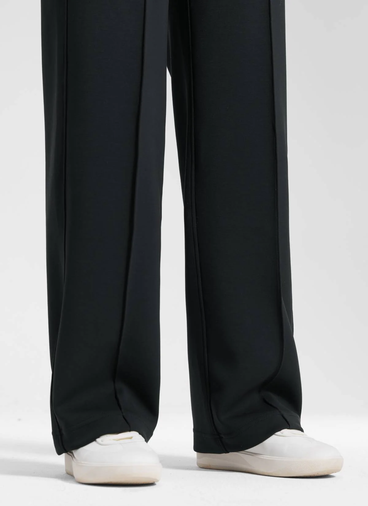 SoftAura Pintuck Straight Leg Sweatpant 30" - Image 14