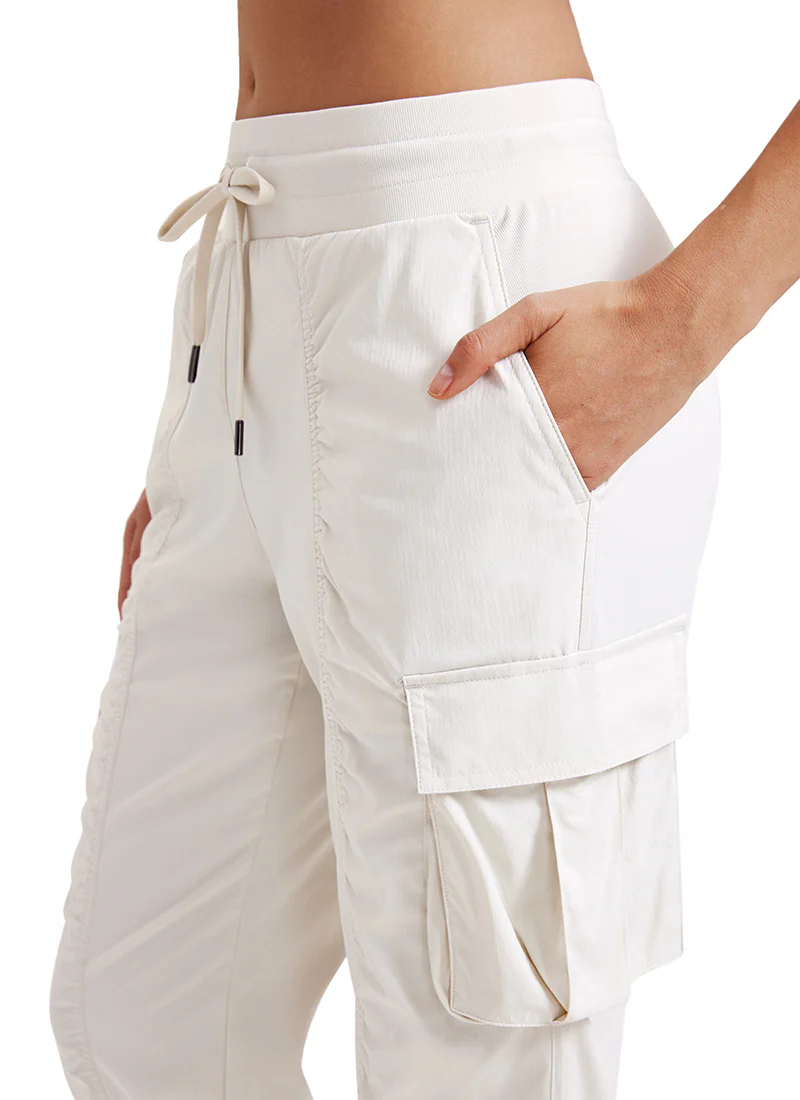 Lightweight Mid Rise Pocket Jogger 28.5'' - Image 25