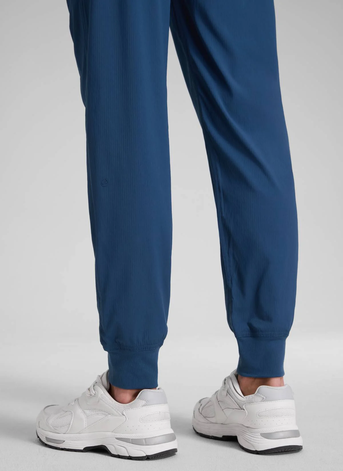 Striped Ruched Pocket Jogger 28'' - Image 31
