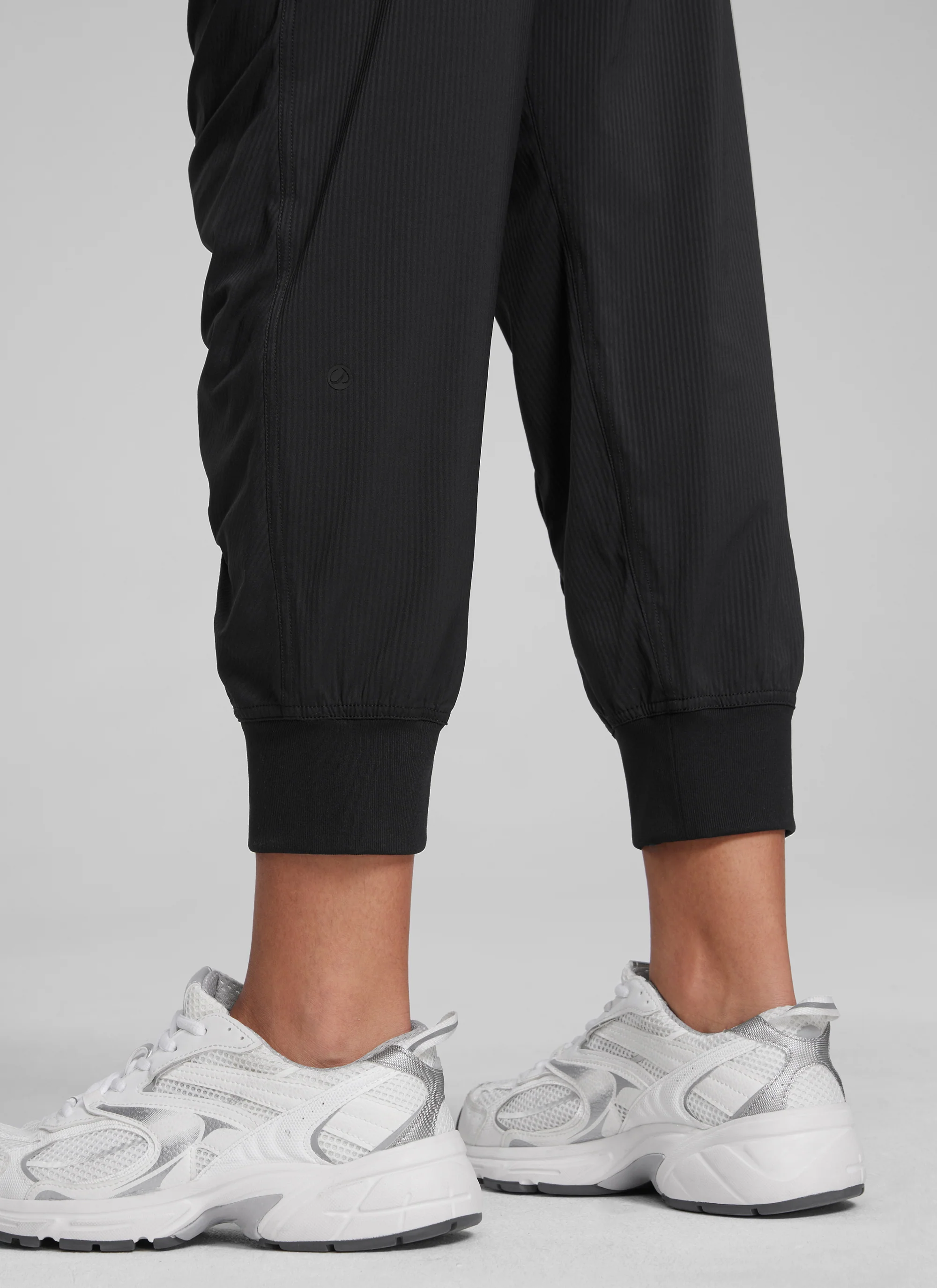 Striped Ruched Pocket Jogger 26'' - Image 8