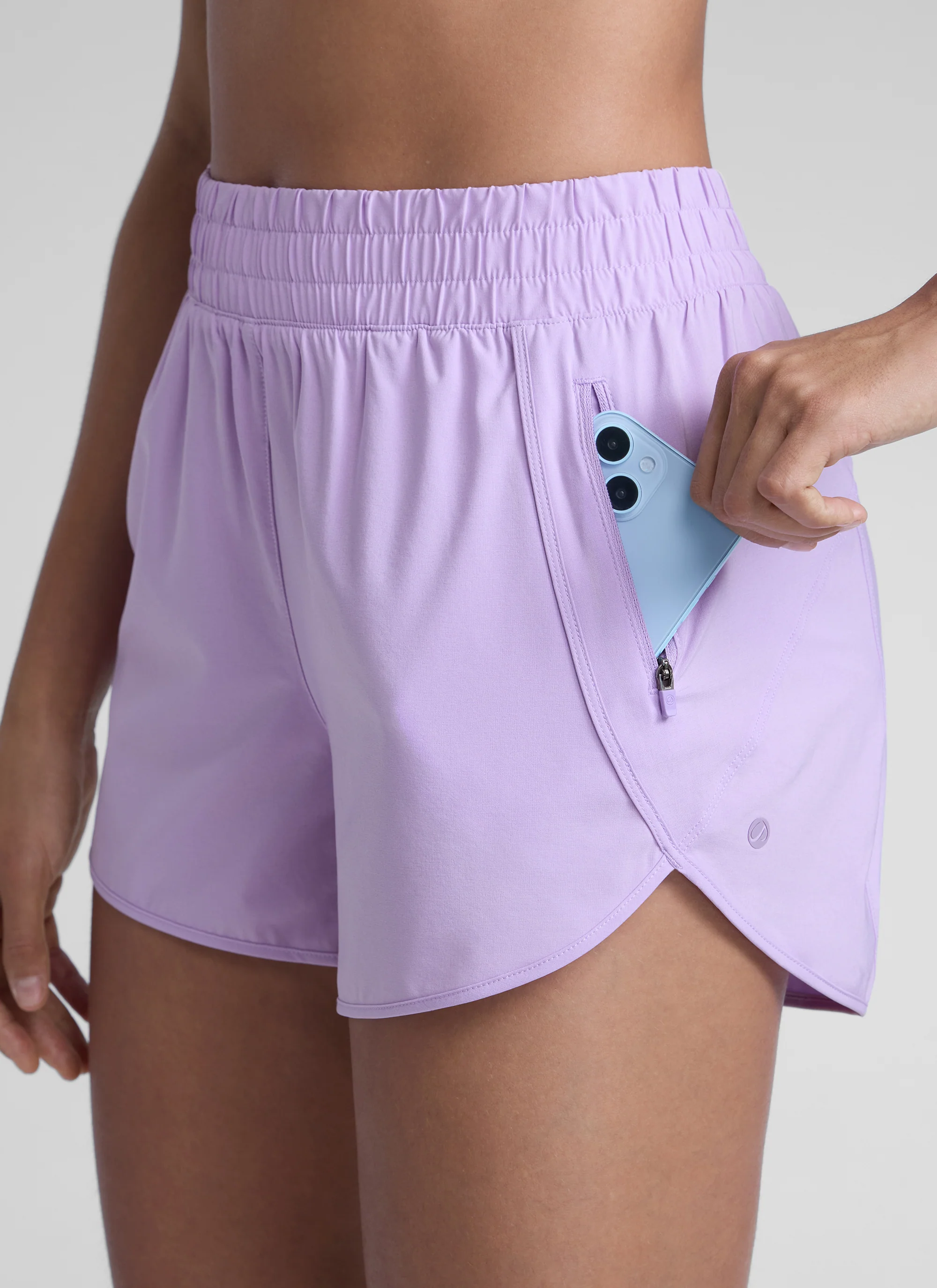Feathery-Fit Soft High Rise Lined Shorts 3'' - Image 9