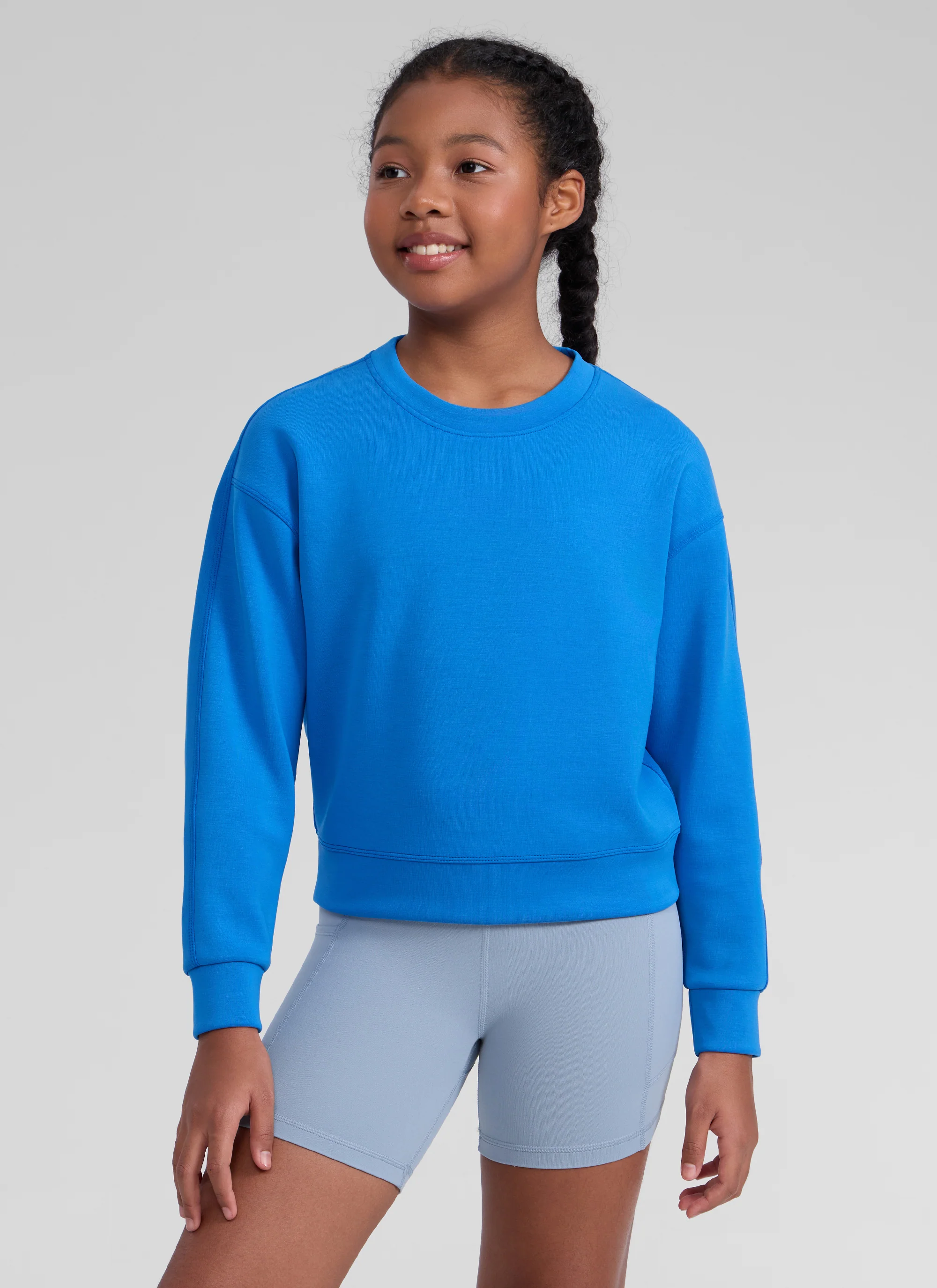 SoftAura Pullover Workout Sweatshirt - Image 12