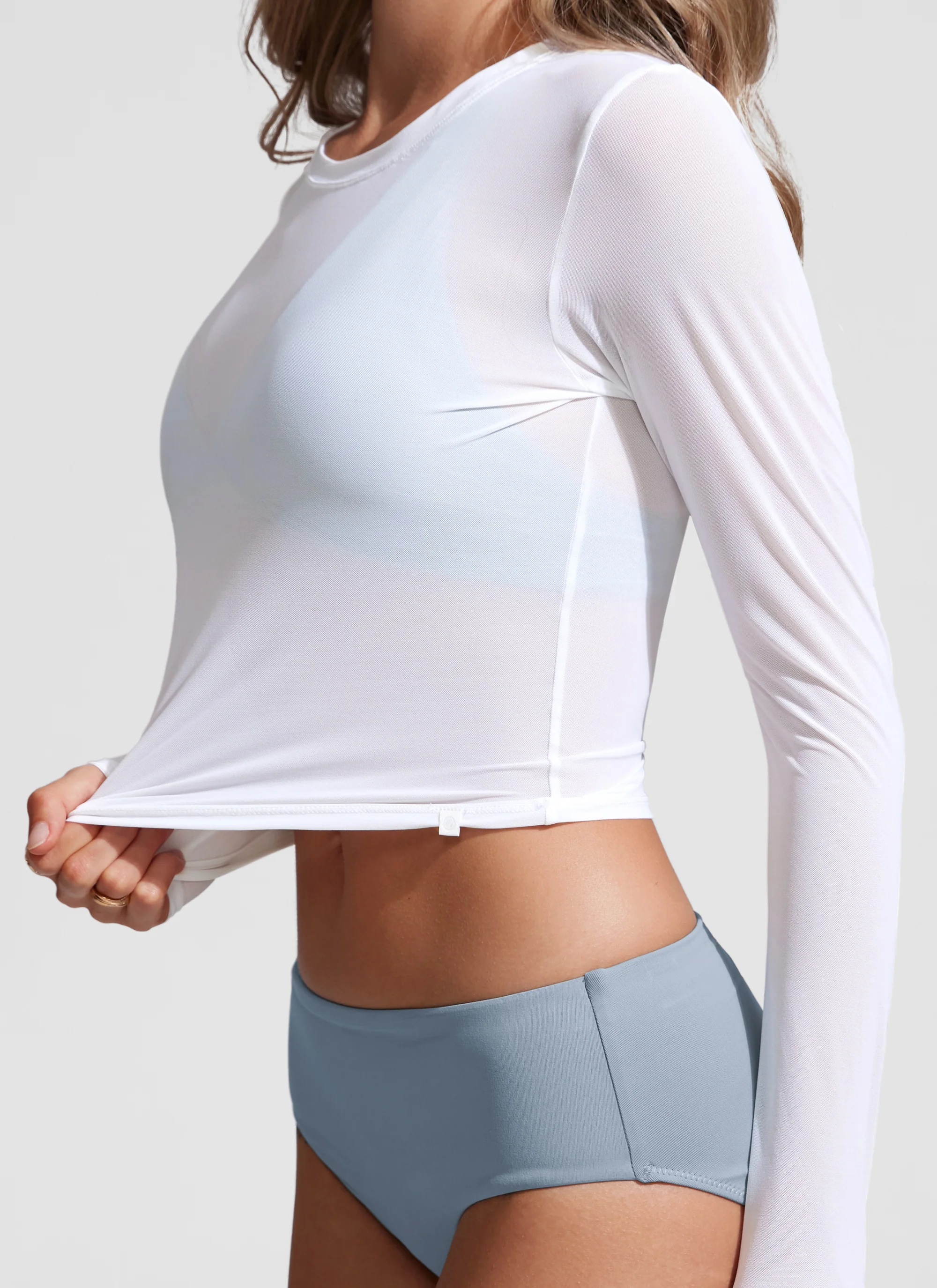 Cover Up Mesh Cropped Long Sleeve - Image 16