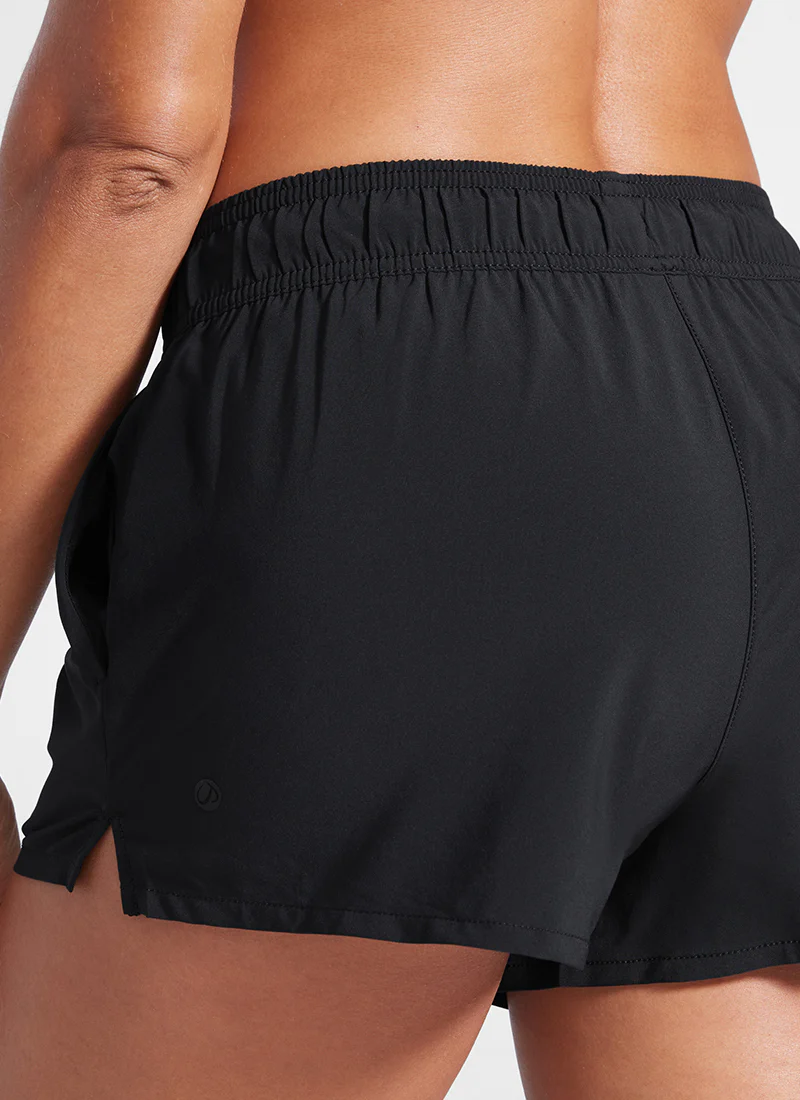 Mid Rise Side Splits Liner Pocket Shorts 3" - Image 4