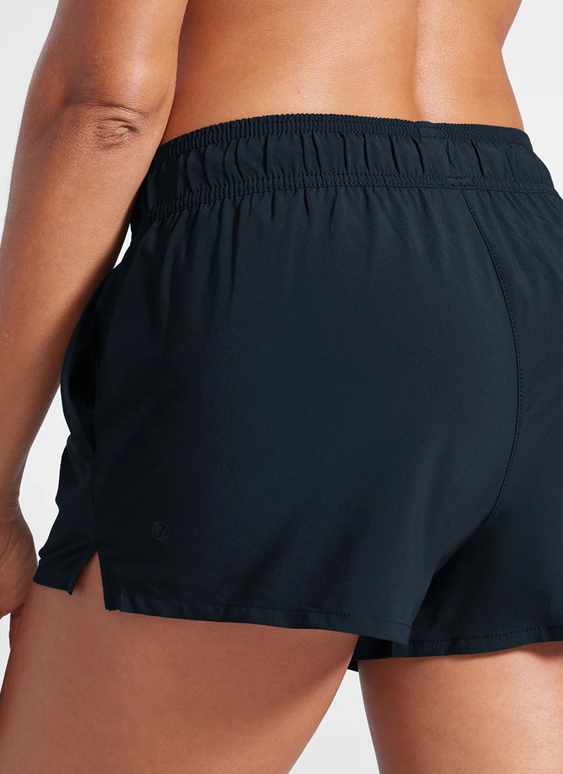 Mid Rise Side Splits Liner Pocket Shorts 3" - Image 9