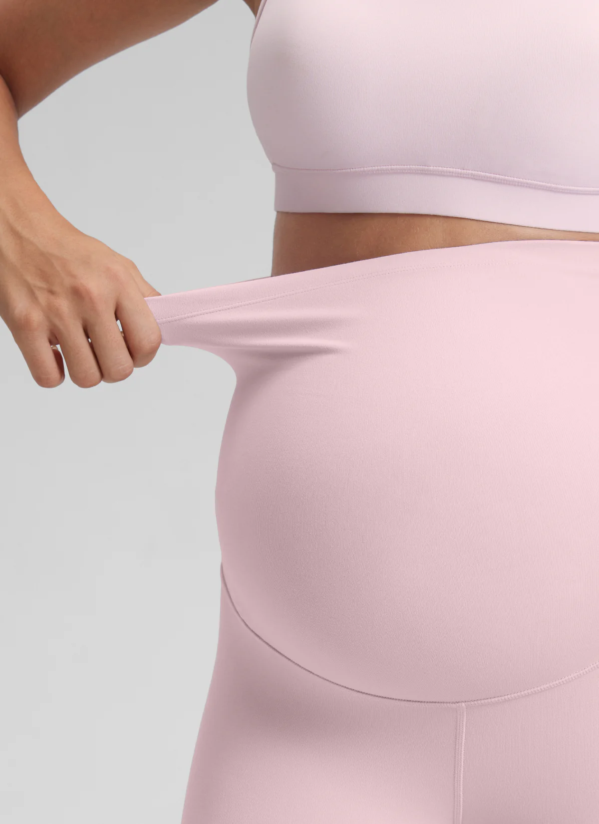 Butterluxe Maternity Origin Shorts 6'' - Image 4