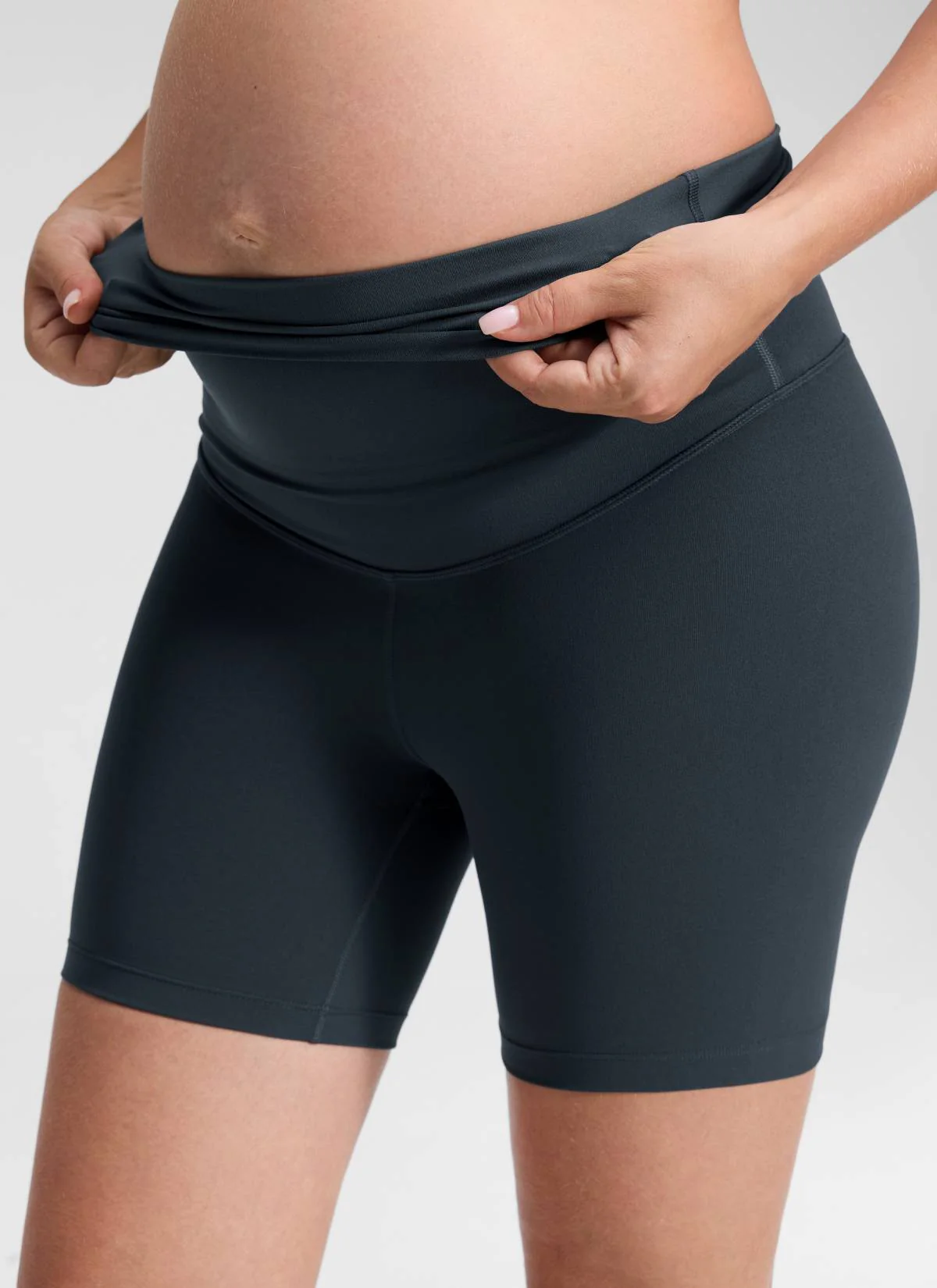 Butterluxe Maternity Origin Shorts 6'' - Image 8