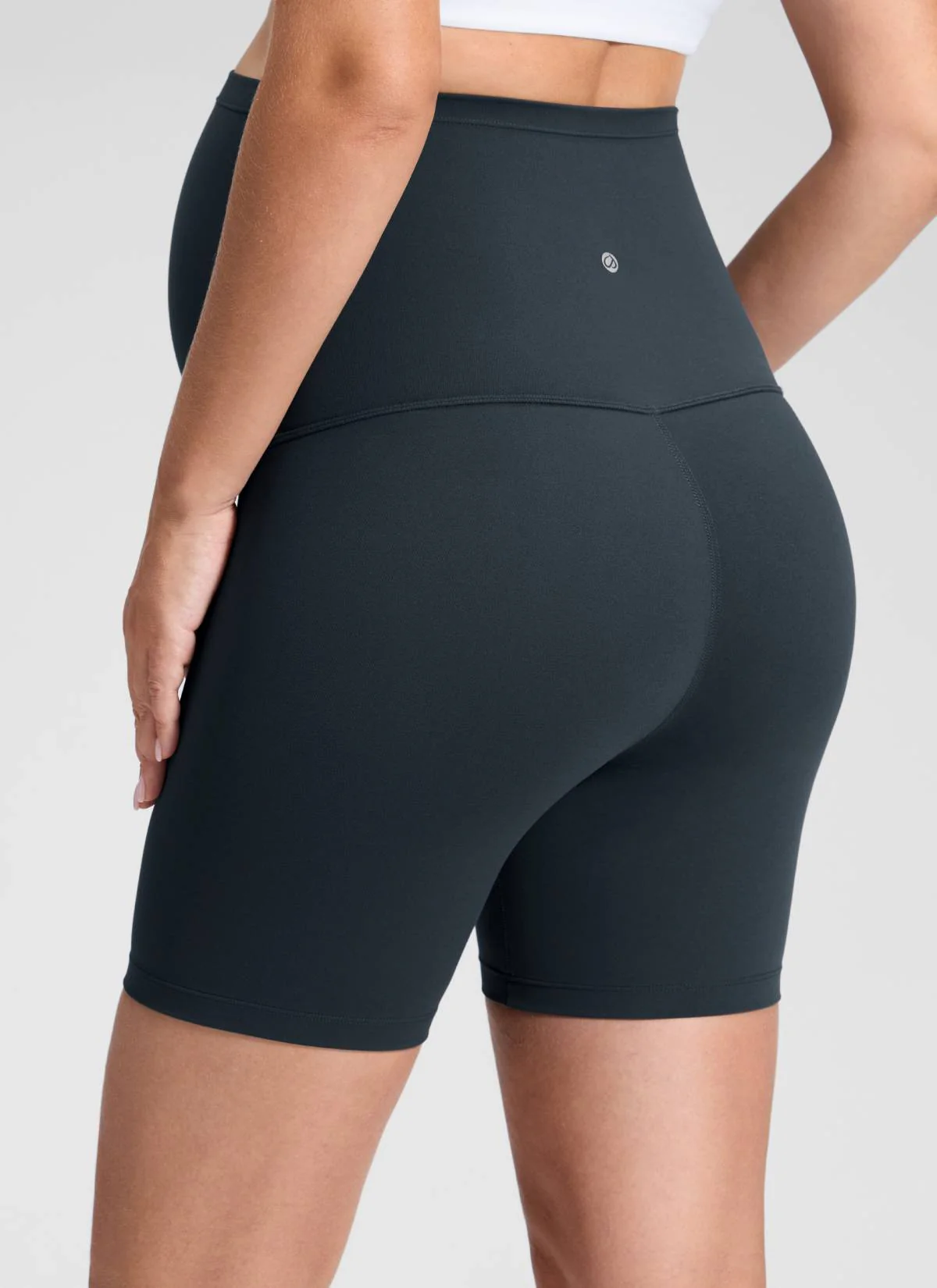 Butterluxe Maternity Origin Shorts 6'' - Image 9