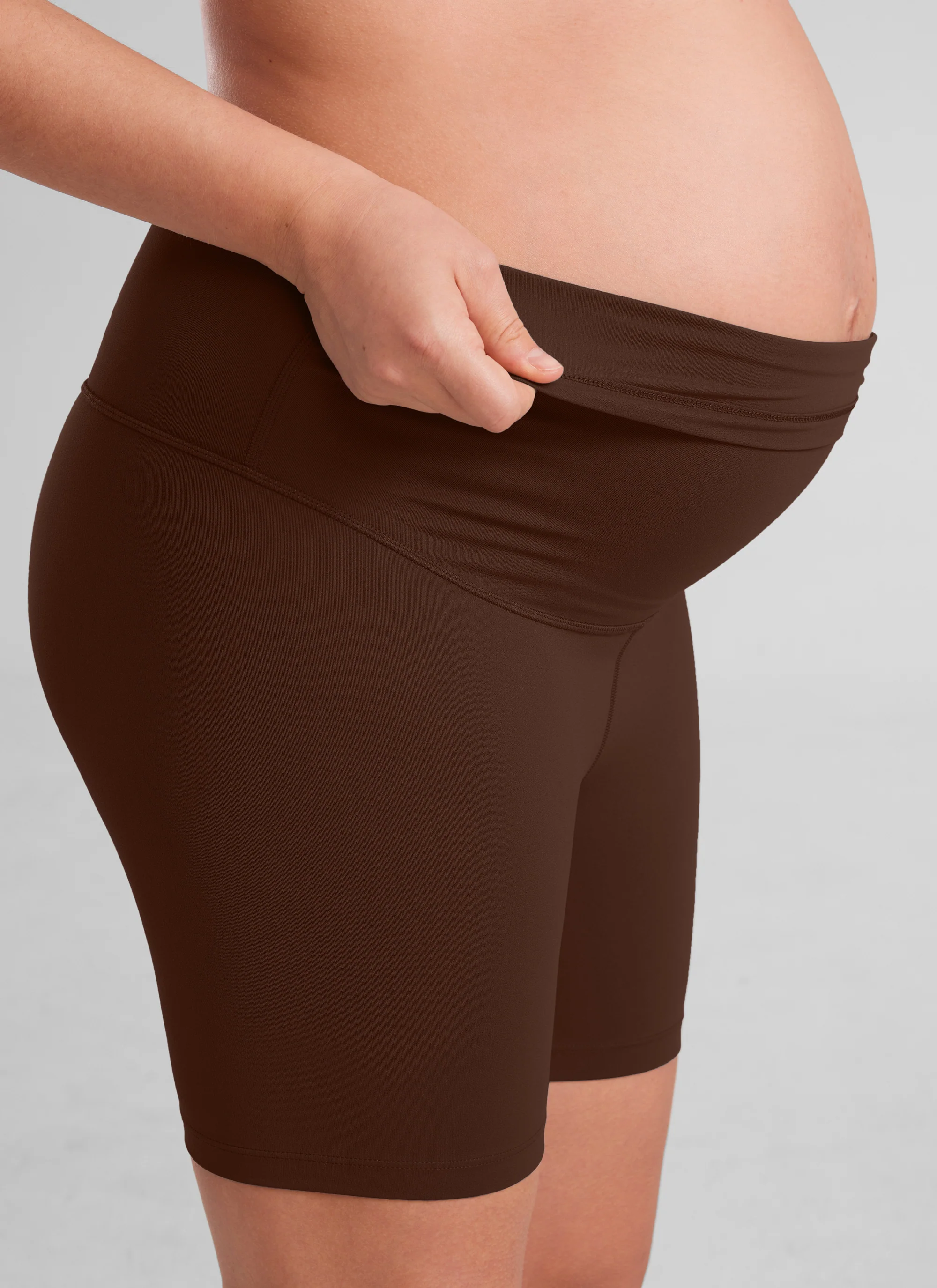 Butterluxe Maternity Origin Shorts 6'' - Image 26