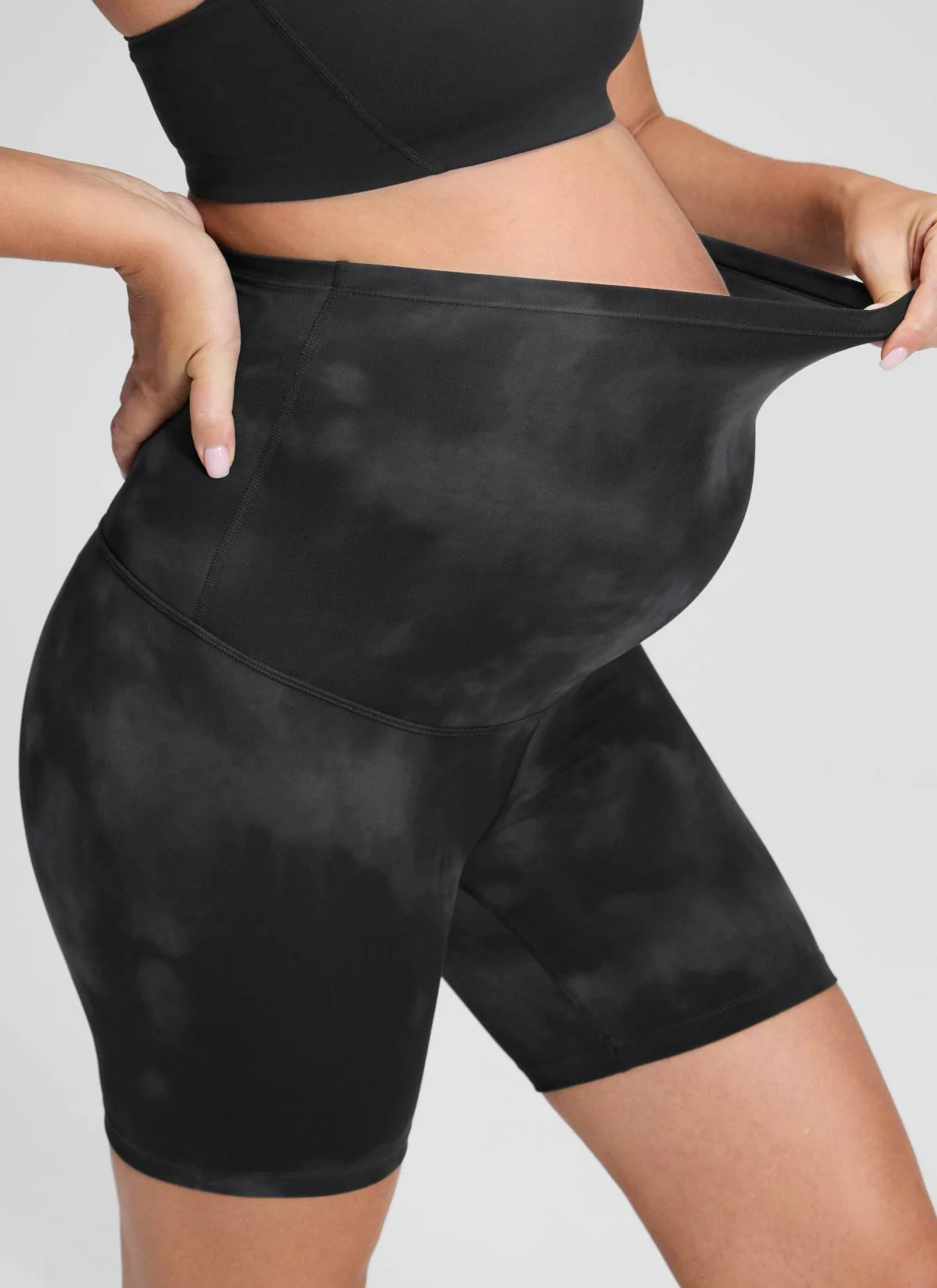 Butterluxe Maternity Origin Shorts 6'' - Image 4