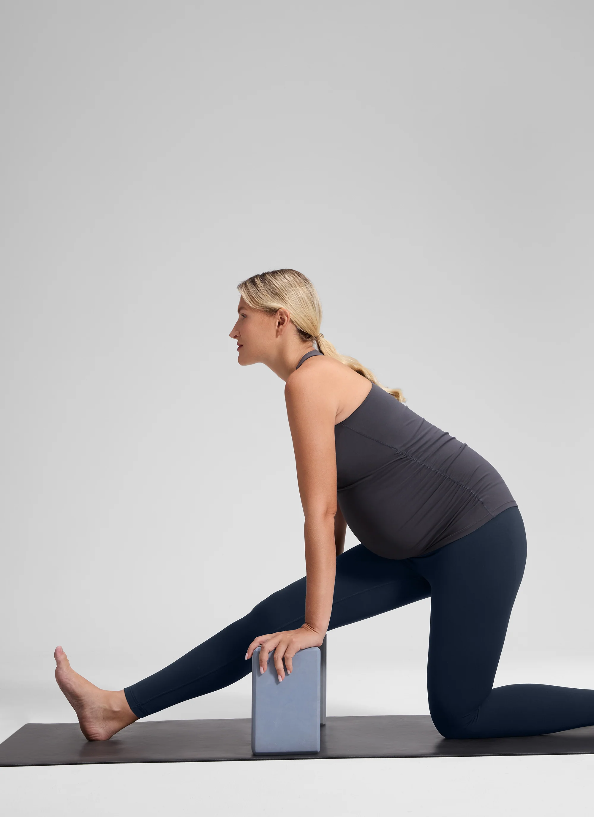 Butterluxe Maternity Legging 25" - Image 17
